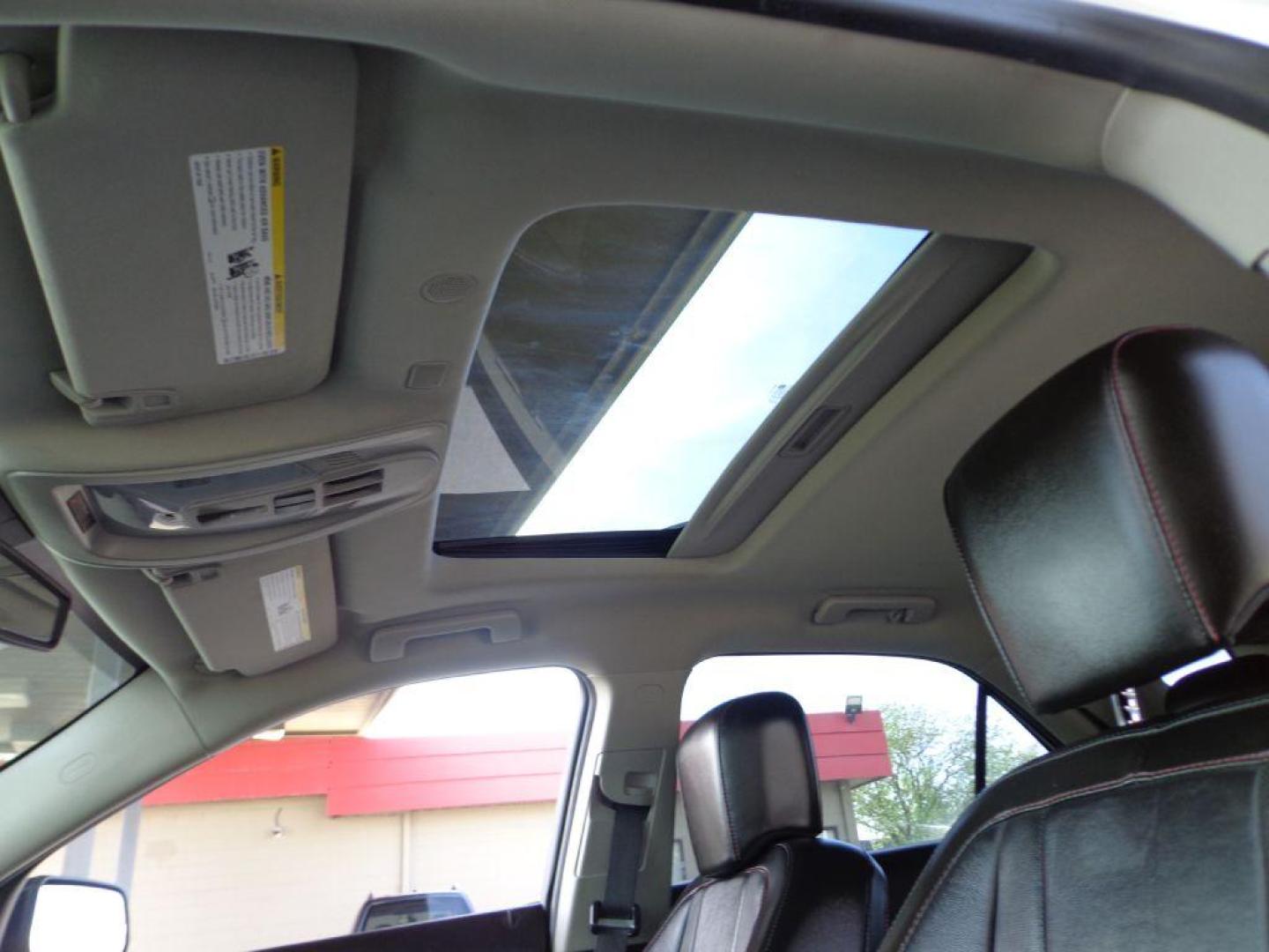 2017 WHITE CHEVROLET EQUINOX LT (2GNFLFEK8H6) with an 2.4L engine, Automatic transmission, located at 6610 L St., Omaha, NE, 68117, (402) 731-7800, 41.212872, -96.014702 - THIS VEHICLE HAS A BEEN FULLY INSPECTED AND HAS A CLEAN TITLE WITH A FREE CARFAX REPORT PROVIDED! 2-OWNER, CLEAN CARFAX, LOW MILEAGE, SUNROOF, HEATED LEATHER, NEWER TIRES AND MUCH MORE! *****We have found that most customers do the majority of their shopping online before visiting a ealership. - Photo#20