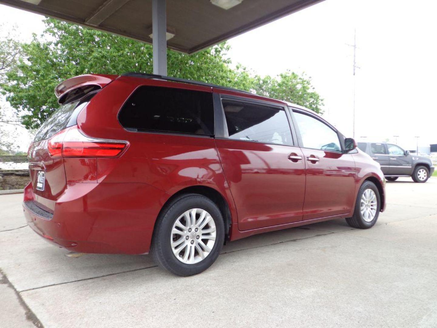 2015 RED TOYOTA SIENNA XLE (5TDYK3DC2FS) with an 3.5L engine, Automatic transmission, located at 6610 L St., Omaha, NE, 68117, (402) 731-7800, 41.212872, -96.014702 - THIS VEHICLE HAS A BEEN FULLY INSPECTED AND HAS A CLEAN TITLE WITH A FREE CARFAX REPORT CLEAN CARFAX, LOW MILEAGE, SUNROOF *****We have found that most customers do the majority of their shopping online before visiting a ealership. For this reason we feel it necessary to have a competitive pri - Photo#3