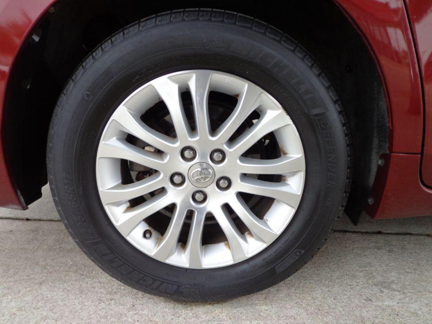 2015 RED TOYOTA SIENNA XLE (5TDYK3DC2FS) with an 3.5L engine, Automatic transmission, located at 6610 L St., Omaha, NE, 68117, (402) 731-7800, 41.212872, -96.014702 - THIS VEHICLE HAS A BEEN FULLY INSPECTED AND HAS A CLEAN TITLE WITH A FREE CARFAX REPORT CLEAN CARFAX, LOW MILEAGE, SUNROOF *****We have found that most customers do the majority of their shopping online before visiting a ealership. For this reason we feel it necessary to have a competitive pri - Photo#8