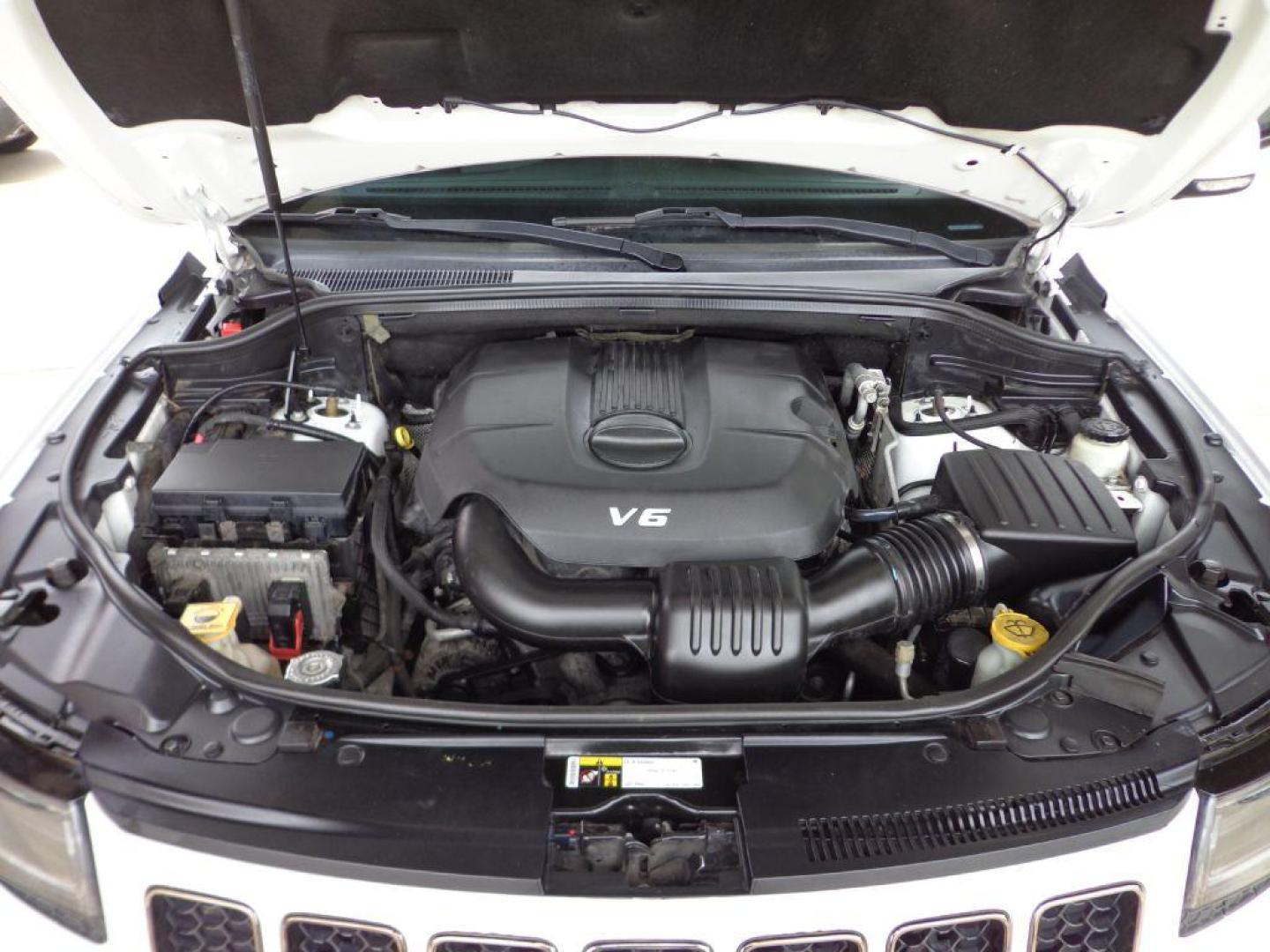 2015 WHITE JEEP GRAND CHEROKEE OVERLAND (1C4RJFCG9FC) with an 3.6L engine, Automatic transmission, located at 6610 L St., Omaha, NE, 68117, (402) 731-7800, 41.212872, -96.014702 - THIS VEHICLE HAS A BEEN FULLY INSPECTED AND HAS A CLEAN TITLE WITH A FREE CARFAX REPORT PROVIDED! LOADED WITH OPTIONS! *****We have found that most customers do the majority of their shopping online before visiting a ealership. For this reason we feel it necessary to have a competitive price on - Photo#11