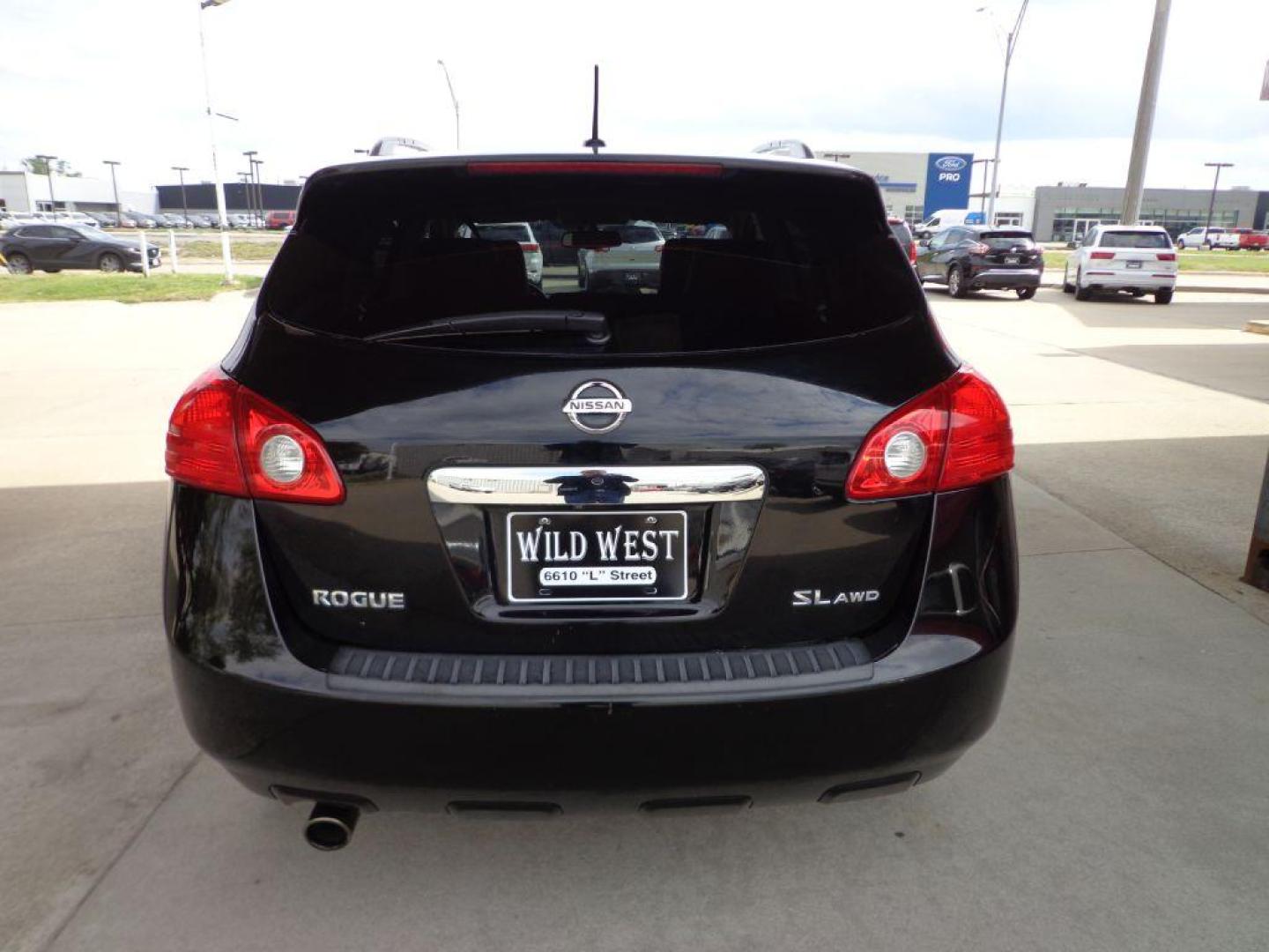 2011 BLACK NISSAN ROGUE SL (JN8AS5MV7BW) with an 2.5L engine, Continuously Variable transmission, located at 6610 L St., Omaha, NE, 68117, (402) 731-7800, 41.212872, -96.014702 - THIS VEHICLE HAS A BEEN FULLY INSPECTED AND HAS A CLEAN TITLE WITH A FREE CARFAX REPORT PROVIDED! FRESH TRADE-IN, LOADED WITH HEATED LEATHER, SUNROOF, NAV, BACKUP CAM, REMOTE START AND NEWER TIRES! *****We have found that most customers do the majority of their shopping online before visiting - Photo#4