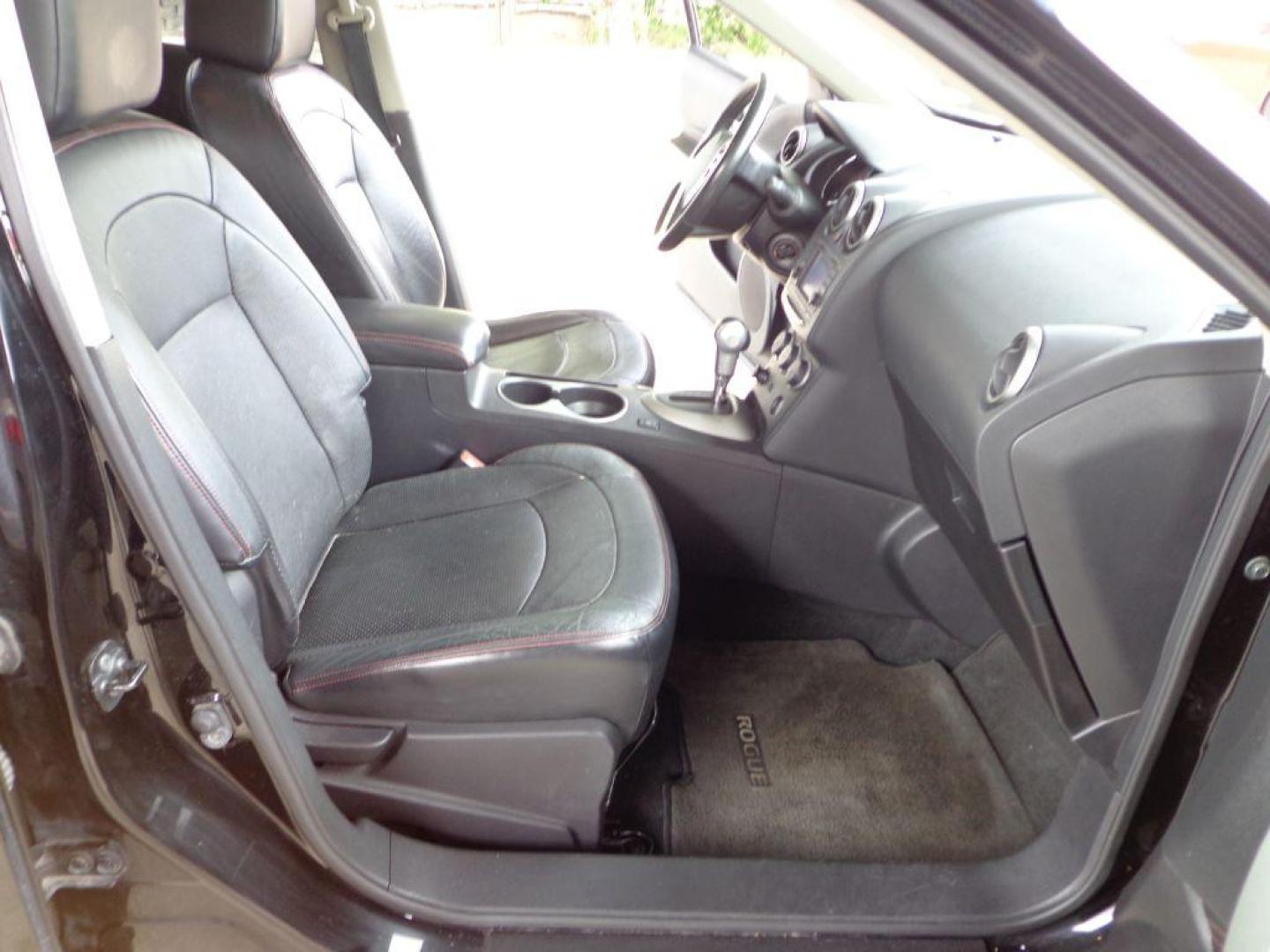2011 BLACK NISSAN ROGUE SL (JN8AS5MV7BW) with an 2.5L engine, Continuously Variable transmission, located at 6610 L St., Omaha, NE, 68117, (402) 731-7800, 41.212872, -96.014702 - THIS VEHICLE HAS A BEEN FULLY INSPECTED AND HAS A CLEAN TITLE WITH A FREE CARFAX REPORT PROVIDED! FRESH TRADE-IN, LOADED WITH HEATED LEATHER, SUNROOF, NAV, BACKUP CAM, REMOTE START AND NEWER TIRES! *****We have found that most customers do the majority of their shopping online before visiting - Photo#14