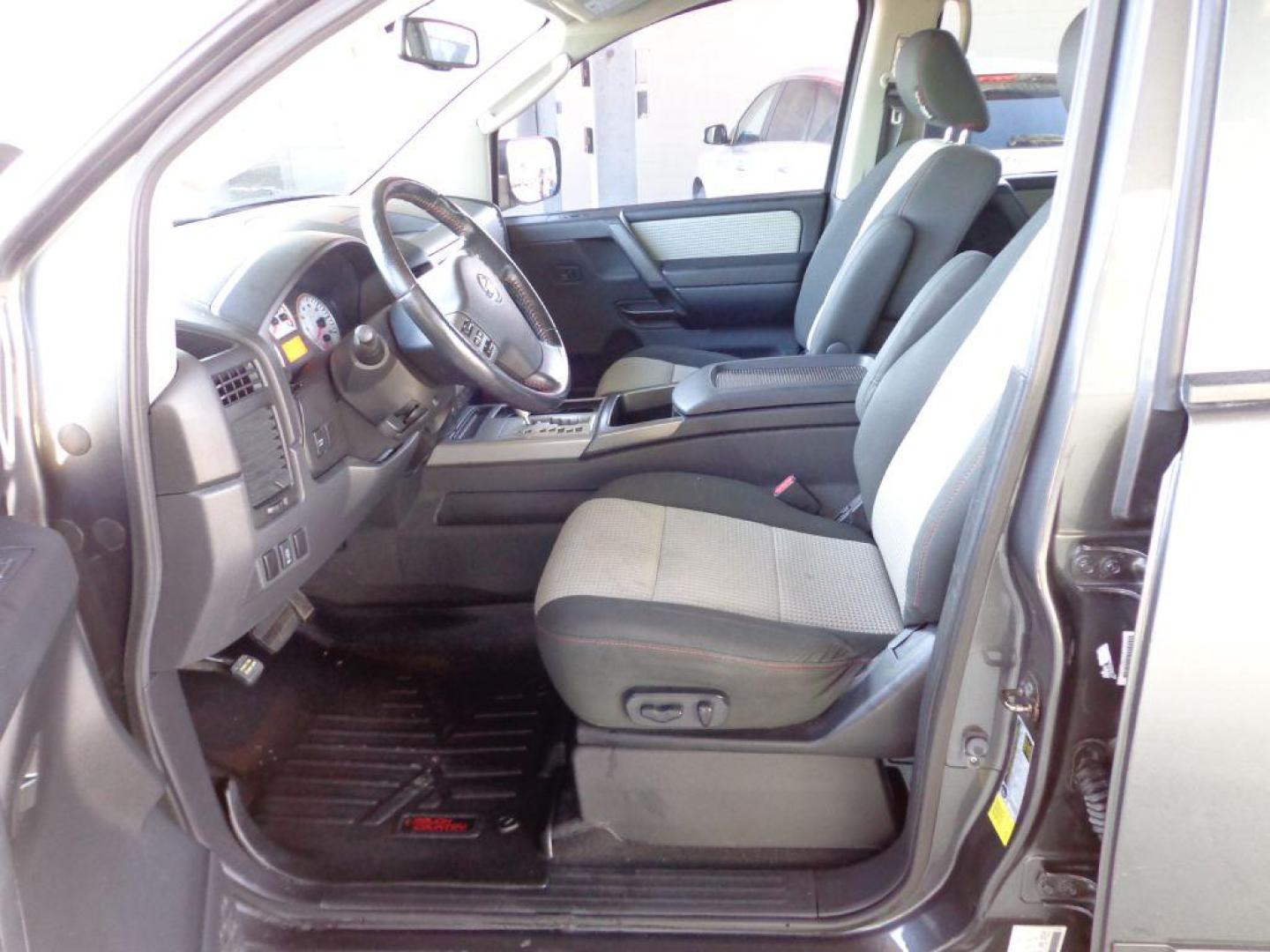 2011 GRAY NISSAN TITAN PRO-4X (1N6BA0EC9BN) with an 5.6L engine, Automatic transmission, located at 6610 L St., Omaha, NE, 68117, (402) 731-7800, 41.212872, -96.014702 - THIS VEHICLE HAS A BEEN FULLY INSPECTED AND HAS A CLEAN TITLE WITH A FREE CARFAX REPORT PROVIDED! SHARP RUST-FREE TITAN WITH LOW MILEAGE AND NEWER TIRES *****We have found that most customers do the majority of their shopping online before visiting a ealership. For this reason we feel it necess - Photo#12