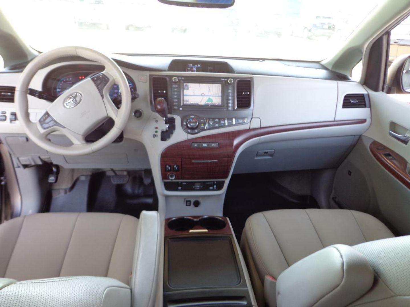 2014 GRAY TOYOTA SIENNA XLE (5TDYK3DC2ES) with an 3.5L engine, Automatic transmission, located at 6610 L St., Omaha, NE, 68117, (402) 731-7800, 41.212872, -96.014702 - THIS VEHICLE HAS A BEEN FULLY INSPECTED AND HAS A CLEAN TITLE WITH A FREE CARFAX REPORT PROVIDED! LOADED UP XLE WITH NAV, BACKUP CAM, REAR ENTERTAINMENT, NEWER TIRES AND MUCH MORE! *****We have found that most customers do the majority of their shopping online before visiting a ealership. For t - Photo#23