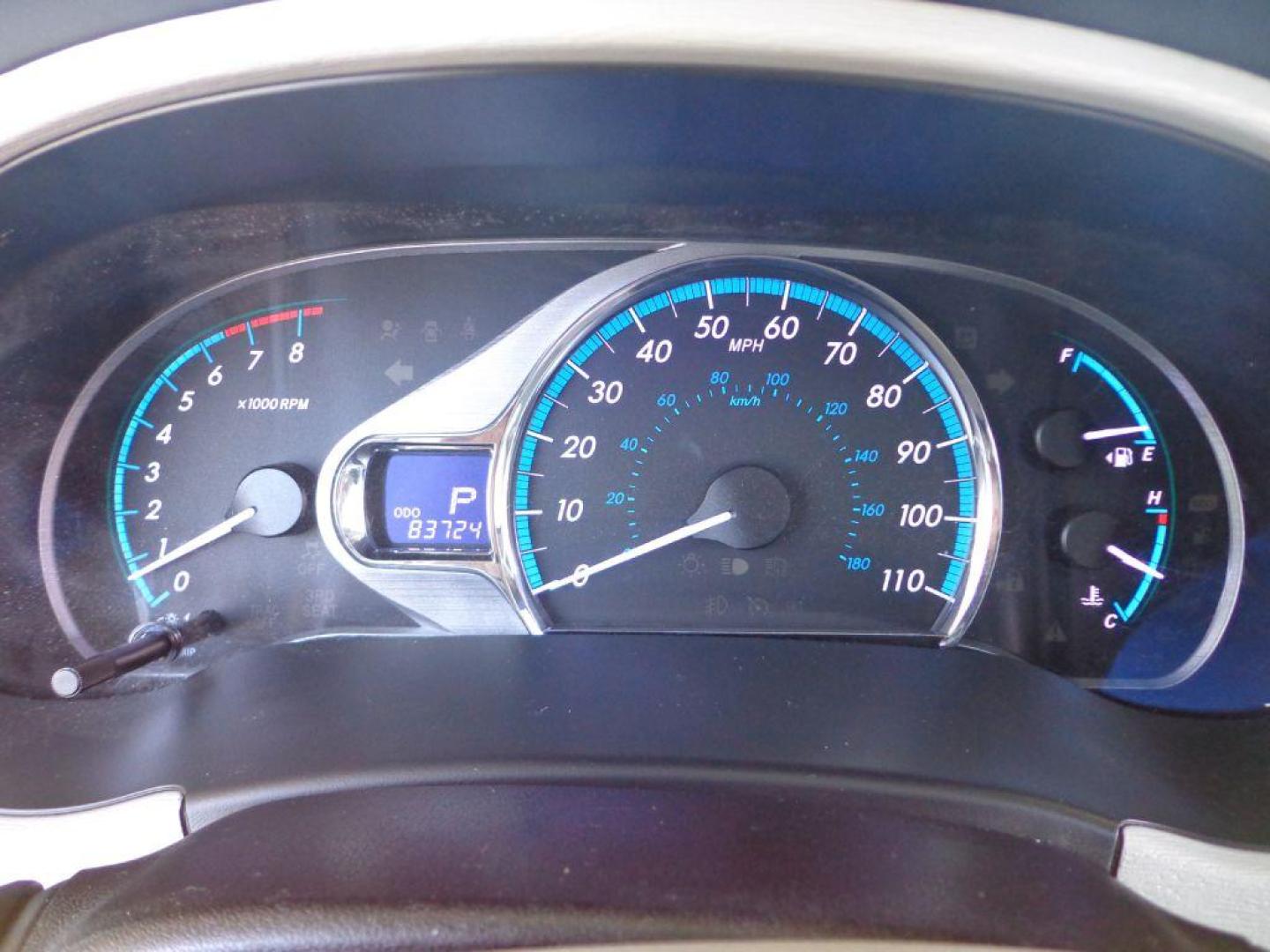 2014 GRAY TOYOTA SIENNA XLE (5TDYK3DC2ES) with an 3.5L engine, Automatic transmission, located at 6610 L St., Omaha, NE, 68117, (402) 731-7800, 41.212872, -96.014702 - THIS VEHICLE HAS A BEEN FULLY INSPECTED AND HAS A CLEAN TITLE WITH A FREE CARFAX REPORT PROVIDED! LOADED UP XLE WITH NAV, BACKUP CAM, REAR ENTERTAINMENT, NEWER TIRES AND MUCH MORE! *****We have found that most customers do the majority of their shopping online before visiting a ealership. For t - Photo#29