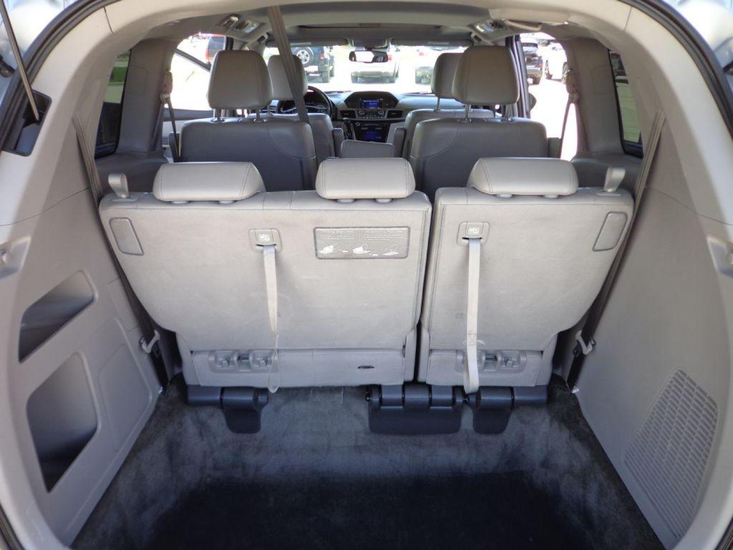 2017 SILVER HONDA ODYSSEY EXL (5FNRL5H66HB) with an 3.5L engine, Automatic transmission, located at 6610 L St., Omaha, NE, 68117, (402) 731-7800, 41.212872, -96.014702 - THIS VEHICLE HAS A BEEN FULLY INSPECTED AND HAS A CLEAN TITLE WITH A FREE CARFAX REPORT PROVIDED! 1-OWNER, CLEAN CARFAX, LOW MILEAGE AND NEWER TIRES! *****We have found that most customers do the majority of their shopping online before visiting a ealership. For this reason we feel it necessary - Photo#21