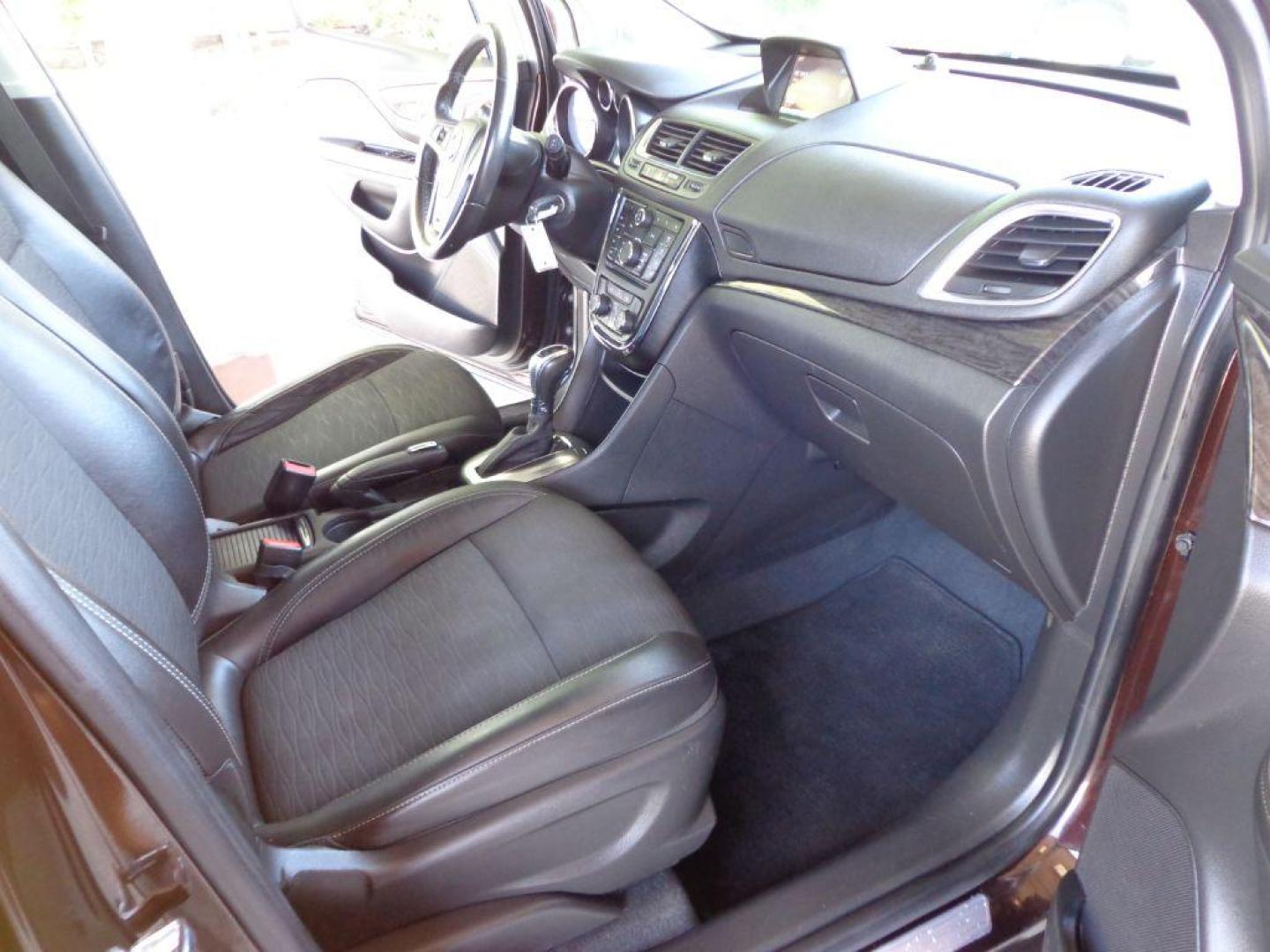 2015 BROWN BUICK ENCORE CONVENIENCE (KL4CJFSB9FB) with an 1.4L engine, Automatic transmission, located at 6610 L St., Omaha, NE, 68117, (402) 731-7800, 41.212872, -96.014702 - Photo#17