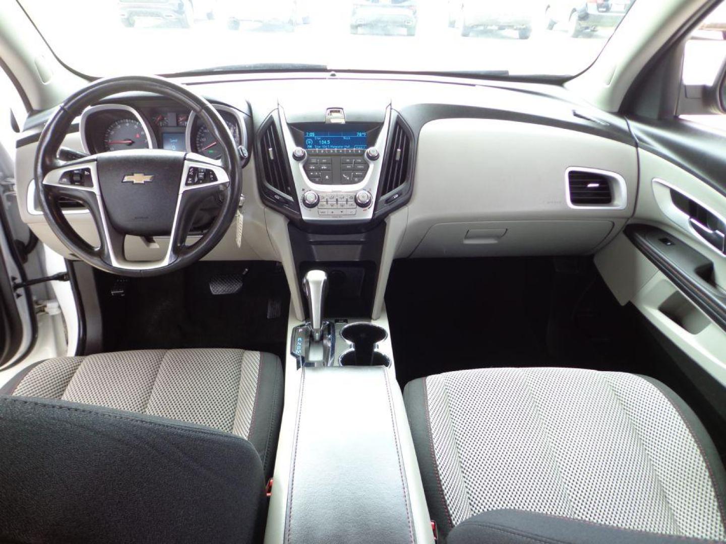 2010 WHITE CHEVROLET EQUINOX LT (2CNALDEW2A6) with an 2.4L engine, Automatic transmission, located at 6610 L St., Omaha, NE, 68117, (402) 731-7800, 41.212872, -96.014702 - THIS VEHICLE HAS A BEEN FULLY INSPECTED AND HAS A CLEAN TITLE WITH A FREE CARFAX REPORT PROVIDED! 2-OWNER TRADE-IN WITH A CLEAN CARFAX, READY TO GO! *****We have found that most customers do the majority of their shopping online before visiting a ealership. For this reason we feel it necessary - Photo#22