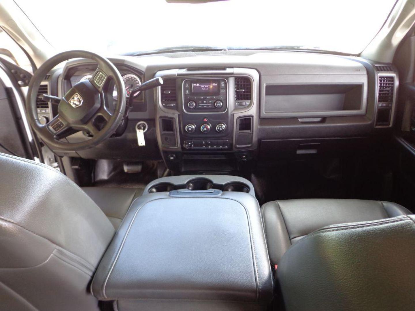 2018 WHITE RAM 2500 TRADESMAN (3C6UR5CJ9JG) with an 6.4L engine, Automatic transmission, located at 6610 L St., Omaha, NE, 68117, (402) 731-7800, 41.212872, -96.014702 - THIS VEHICLE HAS A BEEN FULLY INSPECTED AND HAS A CLEAN TITLE WITH A FREE CARFAX REPORT PROVIDED! 1-OWNER, CLEAN CARFAX, LOW MILEAGE, BACKUP CAM AND NEWER TIRES! *****We have found that most customers do the majority of their shopping online before visiting a ealership. For this reason we feel - Photo#18