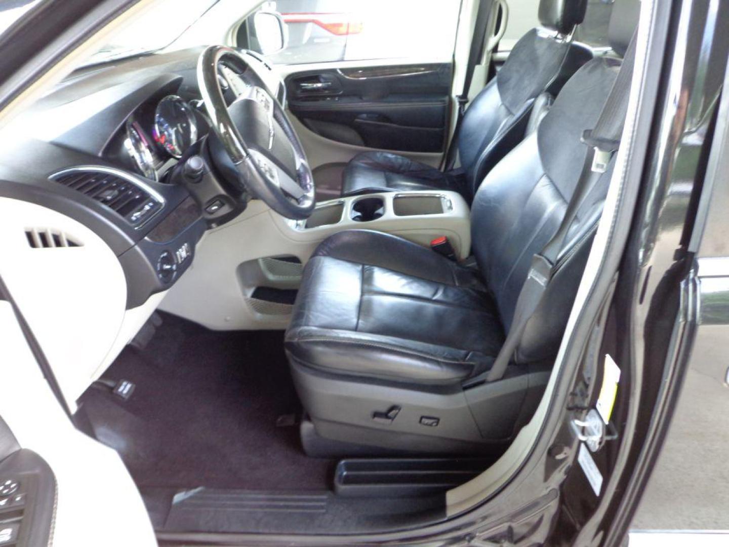 2015 BLACK CHRYSLER TOWN and COUNTRY LIMITED PLATINUM (2C4RC1GG8FR) with an 3.6L engine, Automatic transmission, located at 6610 L St., Omaha, NE, 68117, (402) 731-7800, 41.212872, -96.014702 - THIS VEHICLE HAS A BEEN FULLY INSPECTED AND HAS A CLEAN TITLE WITH A FREE CARFAX REPORT PROVIDED! 2-OWNER, CLEN CARFAX, LOW MILEAGE, LOADED WITH OPTIONS AND NEWER TIRES! *****We have found that most customers do the majority of their shopping online before visiting a ealership. For this reason - Photo#12
