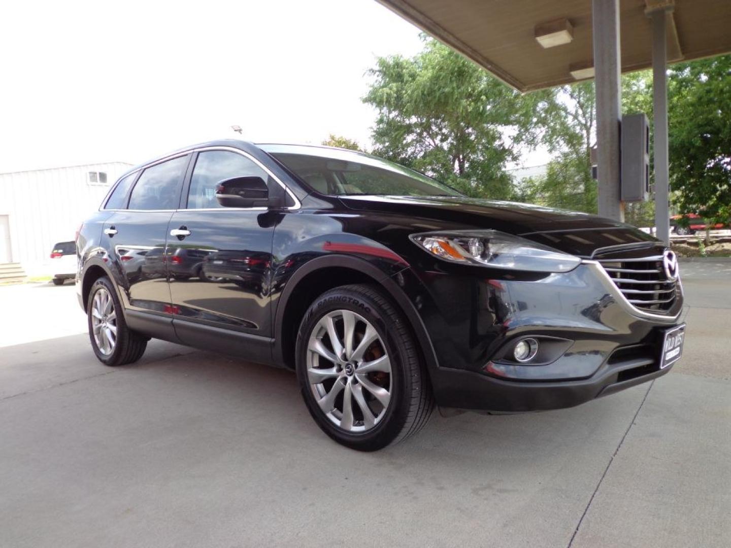 2014 BLACK MAZDA CX-9 GRAND TOURING (JM3TB3DV2E0) with an 3.7L engine, Automatic transmission, located at 6610 L St., Omaha, NE, 68117, (402) 731-7800, 41.212872, -96.014702 - THIS VEHICLE HAS A BEEN FULLY INSPECTED AND HAS A CLEAN TITLE WITH A FREE CARFAX REPORT PROVIDED! 2-OWNER, CLEAN CARFAX, LOW MILEAGE, LOADED WITH OPTIONS AND NEWER TIRES! *****We have found that most customers do the majority of their shopping online before visiting a ealership. For this reason- Photo#2