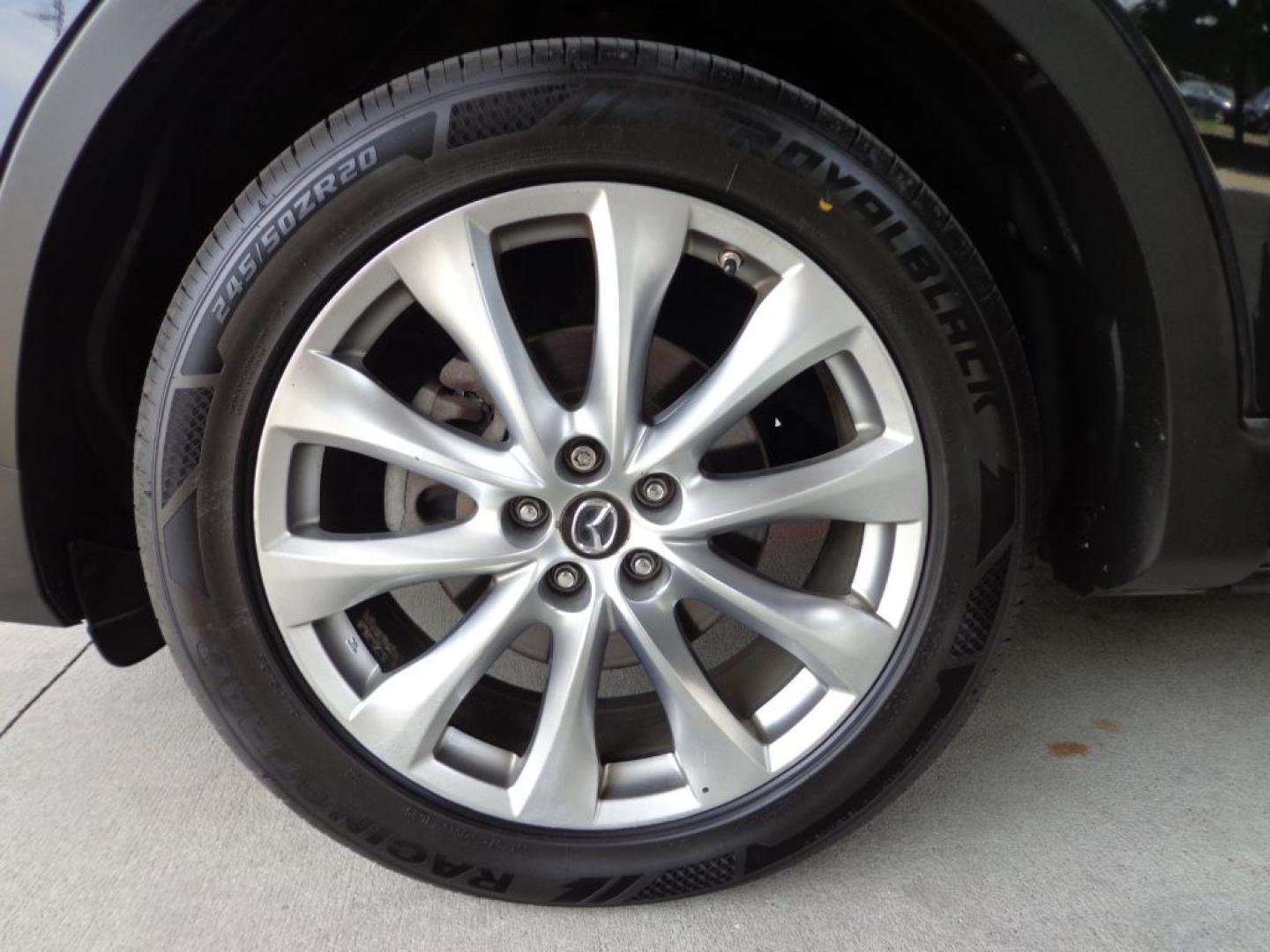 2014 BLACK MAZDA CX-9 GRAND TOURING (JM3TB3DV2E0) with an 3.7L engine, Automatic transmission, located at 6610 L St., Omaha, NE, 68117, (402) 731-7800, 41.212872, -96.014702 - THIS VEHICLE HAS A BEEN FULLY INSPECTED AND HAS A CLEAN TITLE WITH A FREE CARFAX REPORT PROVIDED! 2-OWNER, CLEAN CARFAX, LOW MILEAGE, LOADED WITH OPTIONS AND NEWER TIRES! *****We have found that most customers do the majority of their shopping online before visiting a ealership. For this reason- Photo#7