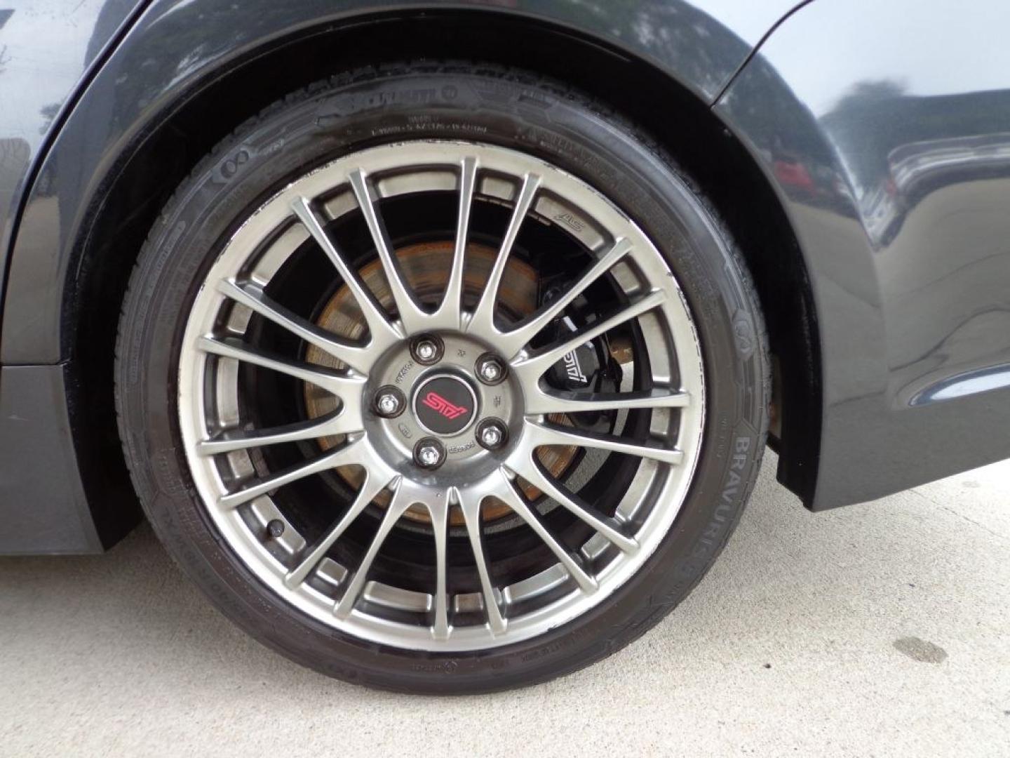 2014 GRAY SUBARU IMPREZA WRX STI LIMITED (JF1GV8J64EL) with an 2.5L engine, 6-Speed Manual transmission, located at 6610 L St., Omaha, NE, 68117, (402) 731-7800, 41.212872, -96.014702 - THIS VEHICLE HAS A BEEN FULLY INSPECTED AND HAS A CLEAN TITLE WITH A FREE CARFAX REPORT PROVIDED! SHARP LOW MILE STI WITH A CLEAN CARFAX, HEATED LEATHER, SUNROOF AND NEWER TIRES! *****We have found that most customers do the majority of their shopping online before visiting a ealership. For thi- Photo#10
