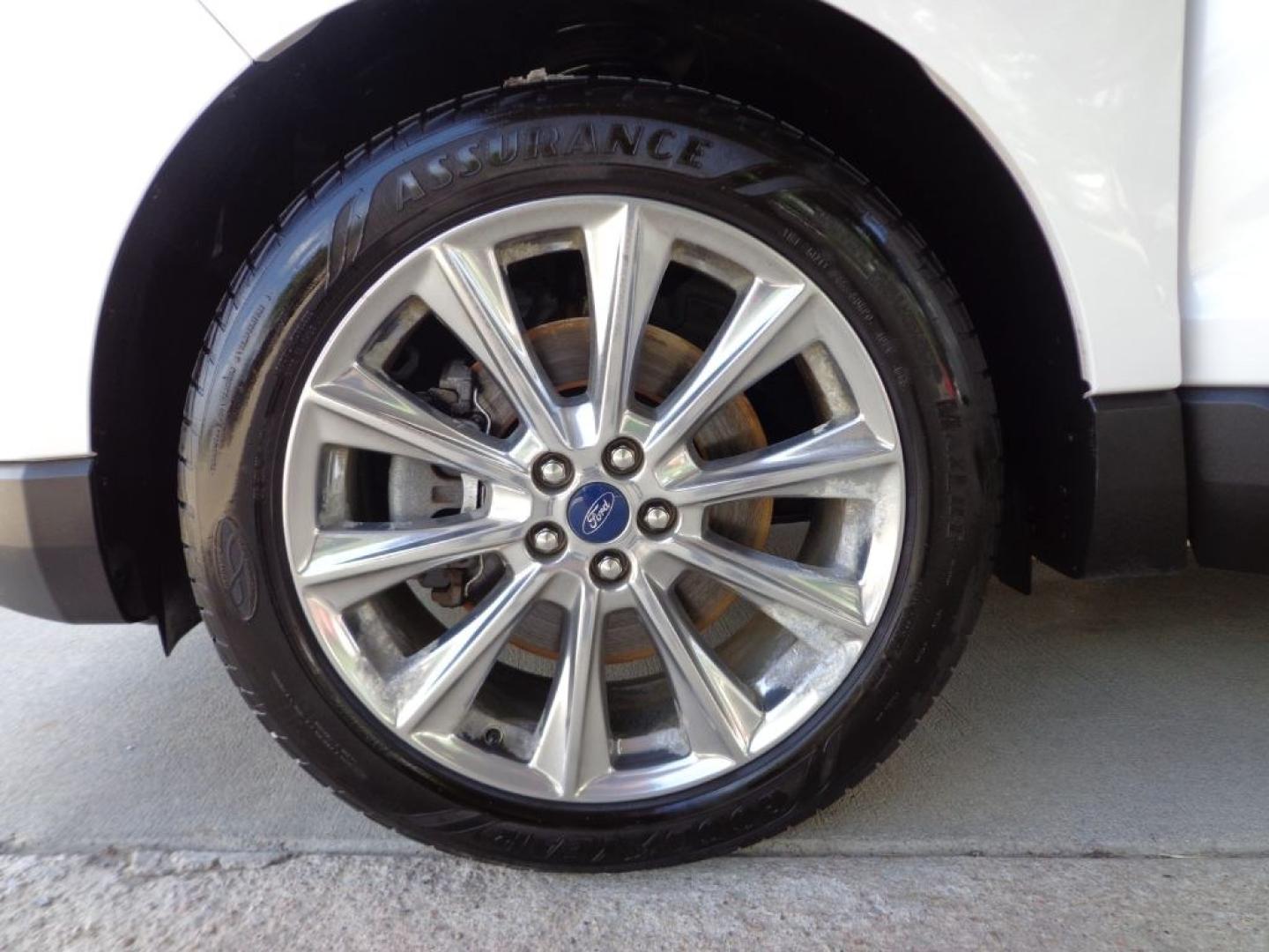 2018 WHITE FORD EDGE TITANIUM (2FMPK4K96JB) with an 2.0L engine, Automatic transmission, located at 6610 L St., Omaha, NE, 68117, (402) 731-7800, 41.212872, -96.014702 - THIS VEHICLE HAS A BEEN FULLY INSPECTED AND HAS A CLEAN TITLE WITH A FREE CARFAX REPORT PROVIDED! 2-OWNER, CLEAN CARFAX, LOW MILEAGE, PANO ROOF, NAV, NEWER TIRES AND MUCH MORE! *****We have found that most customers do the majority of their shopping online before visiting a ealership. For this- Photo#7
