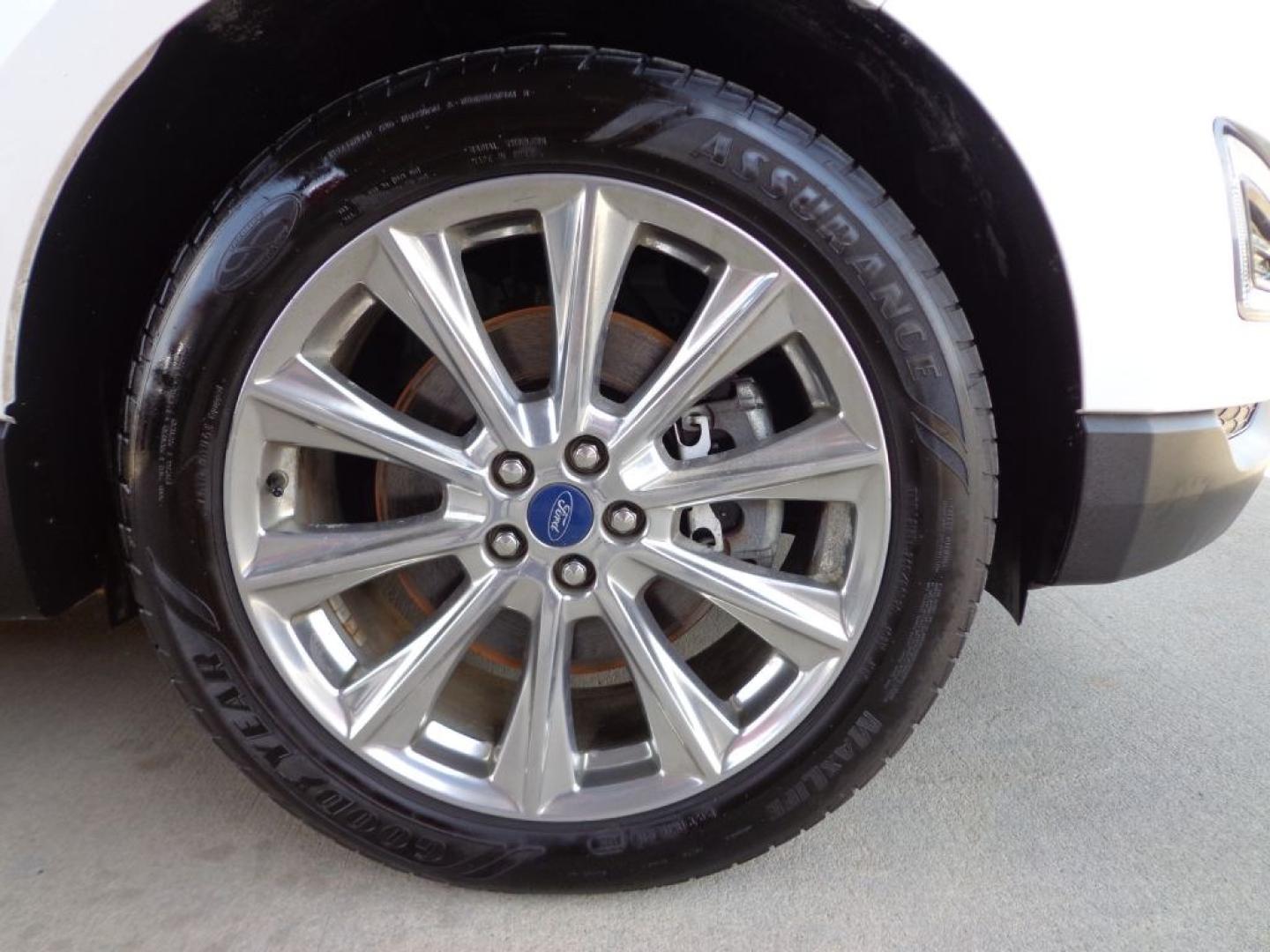 2018 WHITE FORD EDGE TITANIUM (2FMPK4K96JB) with an 2.0L engine, Automatic transmission, located at 6610 L St., Omaha, NE, 68117, (402) 731-7800, 41.212872, -96.014702 - THIS VEHICLE HAS A BEEN FULLY INSPECTED AND HAS A CLEAN TITLE WITH A FREE CARFAX REPORT PROVIDED! 2-OWNER, CLEAN CARFAX, LOW MILEAGE, PANO ROOF, NAV, NEWER TIRES AND MUCH MORE! *****We have found that most customers do the majority of their shopping online before visiting a ealership. For this- Photo#8