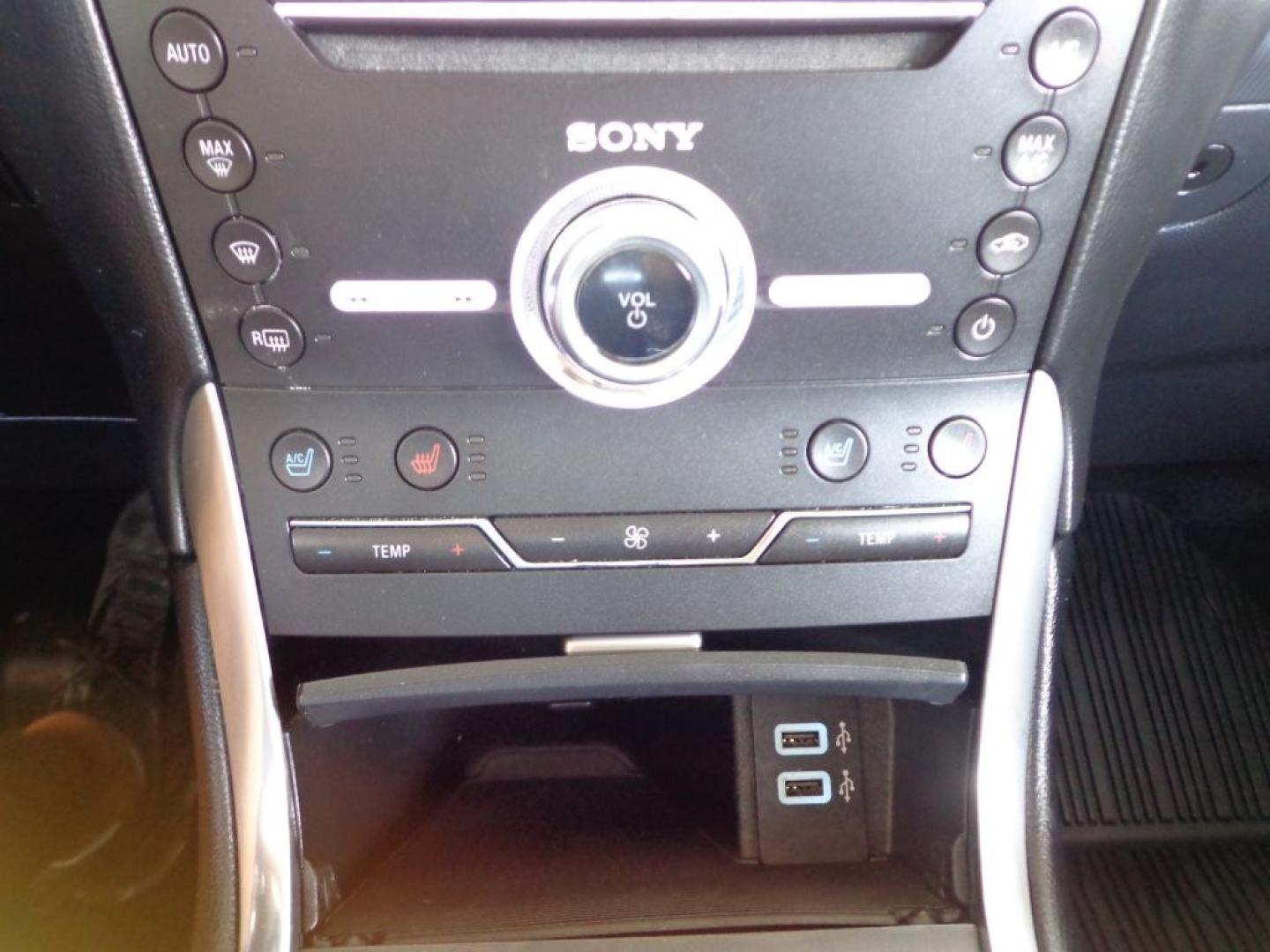 2018 WHITE FORD EDGE TITANIUM (2FMPK4K96JB) with an 2.0L engine, Automatic transmission, located at 6610 L St., Omaha, NE, 68117, (402) 731-7800, 41.212872, -96.014702 - THIS VEHICLE HAS A BEEN FULLY INSPECTED AND HAS A CLEAN TITLE WITH A FREE CARFAX REPORT PROVIDED! 2-OWNER, CLEAN CARFAX, LOW MILEAGE, PANO ROOF, NAV, NEWER TIRES AND MUCH MORE! *****We have found that most customers do the majority of their shopping online before visiting a ealership. For this- Photo#22