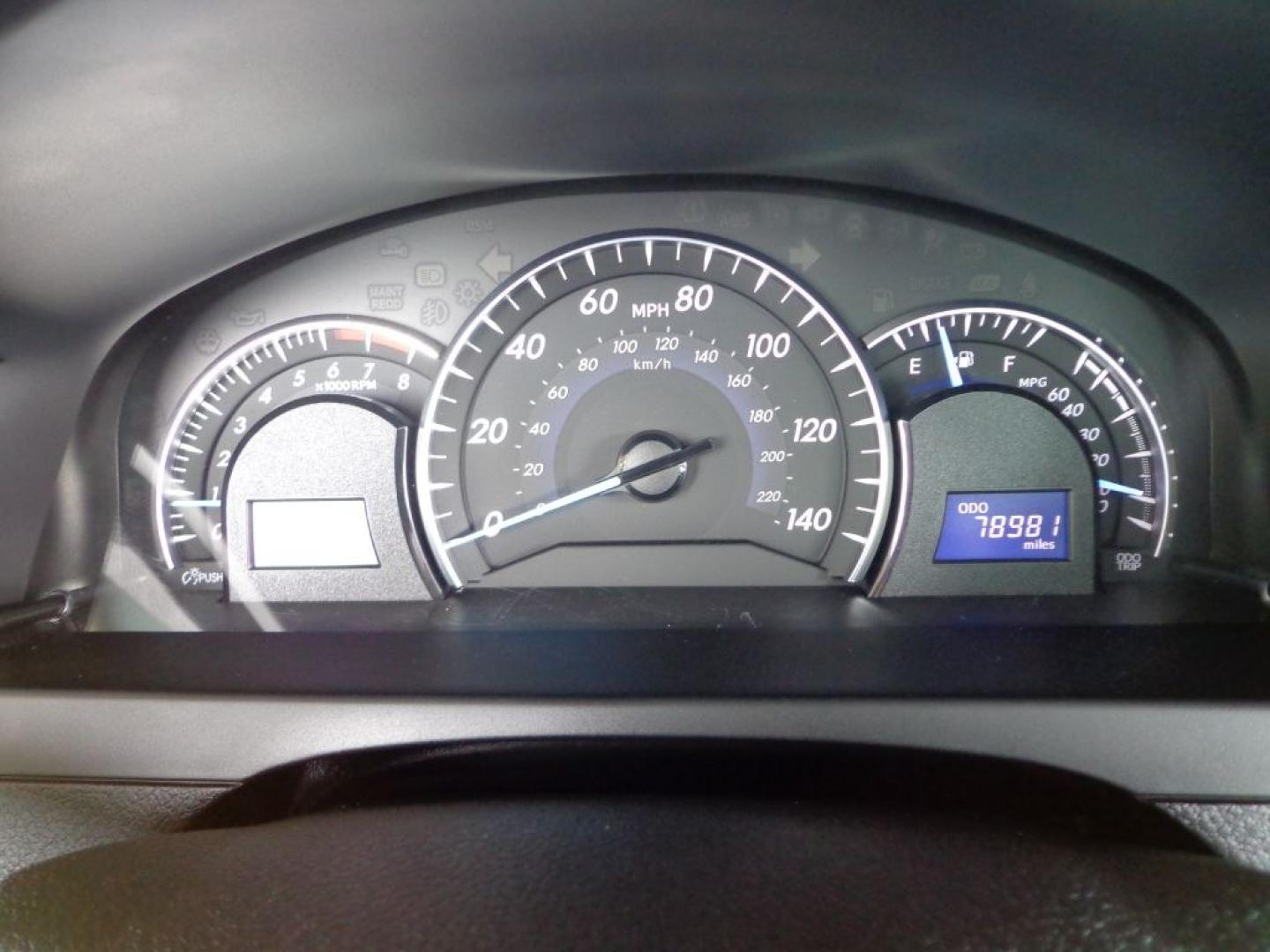 2014 GRAY TOYOTA CAMRY XLE (4T4BF1FK8ER) with an 2.5L engine, Automatic transmission, located at 6610 L St., Omaha, NE, 68117, (402) 731-7800, 41.212872, -96.014702 - THIS VEHICLE HAS A BEEN FULLY INSPECTED AND HAS A CLEAN TITLE WITH A FREE CARFAX REPORT PROVIDED! 1-OWNER, CLEAN CARFAX, LOW MILEAGE, LEATHER SEATS, SUNROOF, BACKUP CAM AND NEWER TIRES! *****We have found that most customers do the majority of their shopping online before visiting a ealership.- Photo#23