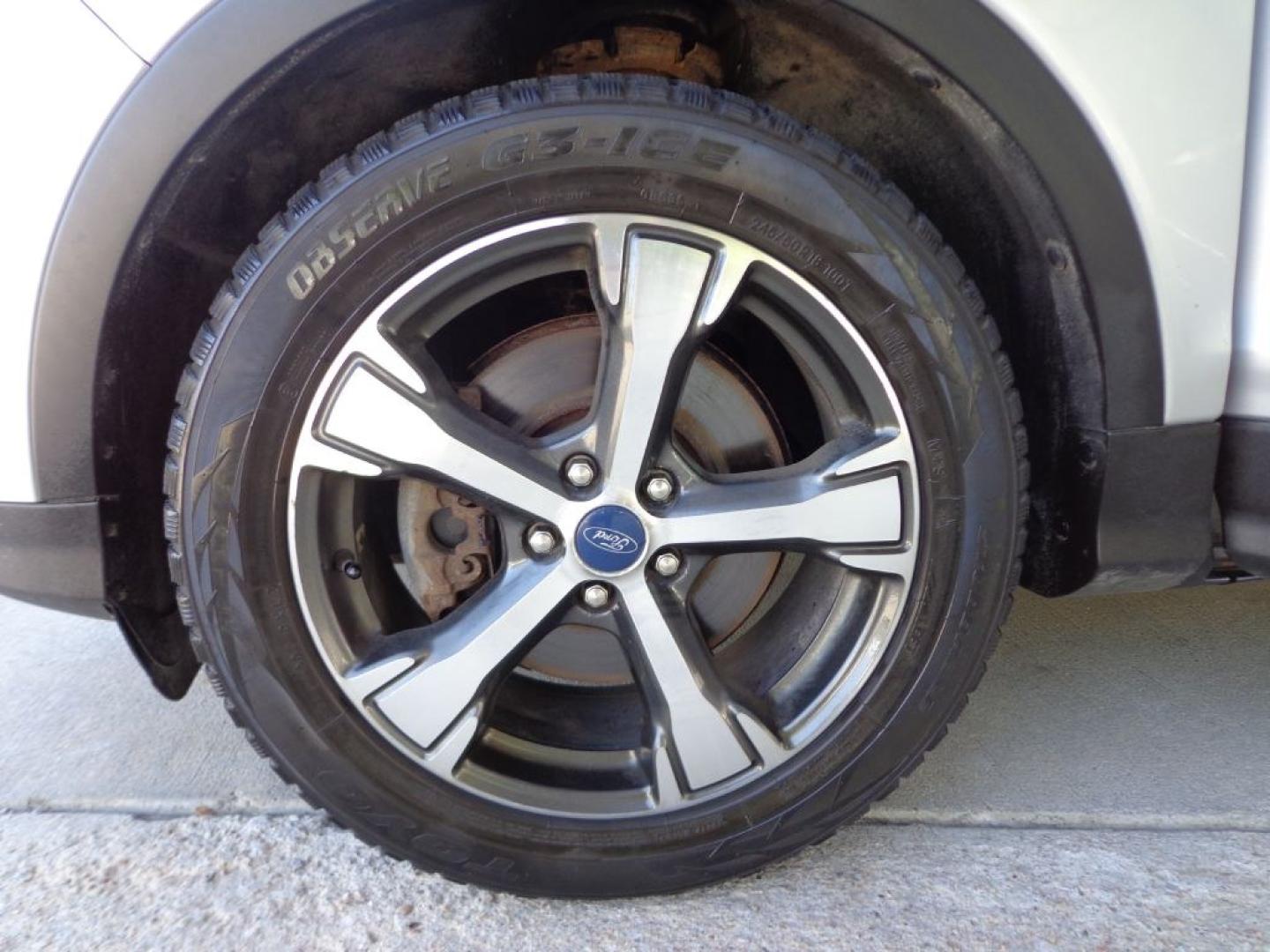 2018 SILVER FORD ESCAPE SEL (1FMCU9HD2JU) with an 1.5L engine, Automatic transmission, located at 6610 L St., Omaha, NE, 68117, (402) 731-7800, 41.212872, -96.014702 - THIS VEHICLE HAS A BEEN FULLY INSPECTED AND HAS A CLEAN TITLE WITH A FREE CARFAX REPORT PROVIDED! SHARP SEL WITH A CLEAN CARFAX, LOADED WITH PANORAMIC ROOF, NAV, FORD SAFE AND SMART PACKAGE INCLUDING, LANE KEEPING SYSTEM ,ADAPT CRUISE/COLLISION WARNING AND BLIS (BLIND SPOT INFO SYSTEM). ****- Photo#6