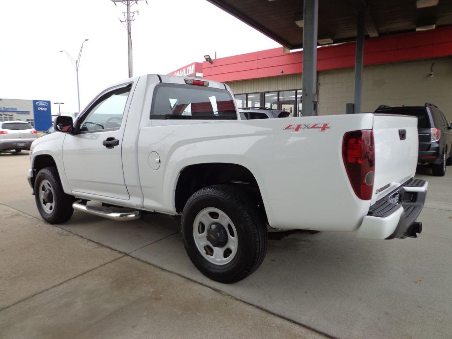 2012 WHITE CHEVROLET COLORADO (1GCGTBF94C8) with an 2.9L engine, Automatic transmission, located at 6610 L St., Omaha, NE, 68117, (402) 731-7800, 41.212872, -96.014702 - THIS VEHICLE HAS A BEEN FULLY INSPECTED AND HAS A CLEAN TITLE WITH A FREE CARFAX REPORT PROVIDED! 1-OWNER, CLEAN CARFAX, LOW MILEAGE WITH NEWER TIRES! *****We have found that most customers do the majority of their shopping online before visiting a ealership. For this reason we feel it necess- Photo#5