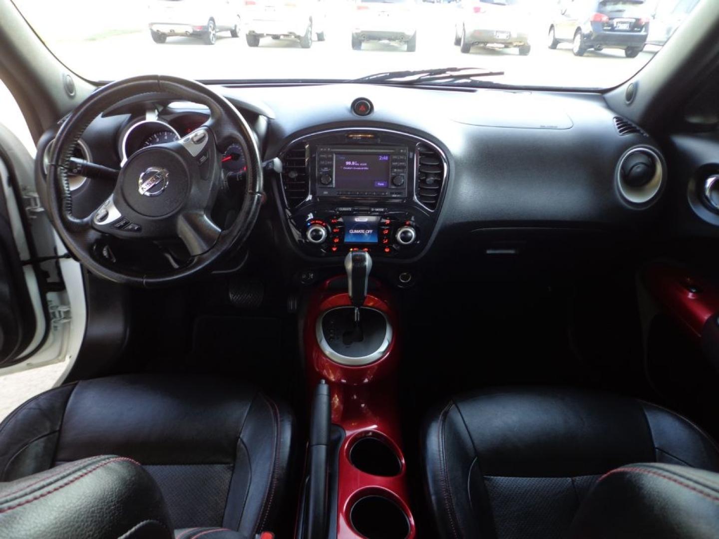 2013 WHITE NISSAN JUKE SL (JN8AF5MV5DT) with an 1.6L engine, Continuously Variable transmission, located at 6610 L St., Omaha, NE, 68117, (402) 731-7800, 41.212872, -96.014702 - THIS VEHICLE HAS A BEEN FULLY INSPECTED AND HAS A CLEAN TITLE WITH A FREE CARFAX REPORT PROVIDED! 1-OWNER, CLEAN CARFAX, LOW MILEAGE LOADED WITH HEATED SEATS, SUNROOF, NAV, BACKUP CAM AND NEWER TIRES! *****We have found that most customers do the majority of their shopping online before visitin- Photo#21