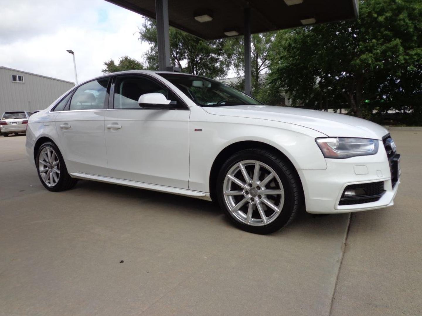 2015 WHITE AUDI A4 PREMIUM PLUS (WAUFFAFL0FN) with an 2.0L engine, Automatic transmission, located at 6610 L St., Omaha, NE, 68117, (402) 731-7800, 41.212872, -96.014702 - THIS VEHICLE HAS A BEEN FULLY INSPECTED AND HAS A CLEAN TITLE WITH A FREE CARFAX REPORT PROVIDED! 2-OWNER, CLEAN CARFAX, LOW MIEAGE, S-LINE, NAV, BLIND SPOT ASSIST AND NEWER TIRES! *****We have found that most customers do the majority of their shopping online before visiting a ealership. For t- Photo#2