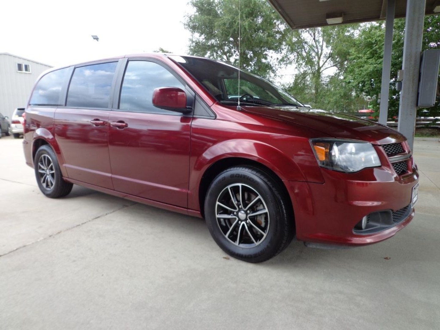 2019 RED DODGE GRAND CARAVAN GT (2C4RDGEGXKR) with an 3.6L engine, Automatic transmission, located at 6610 L St., Omaha, NE, 68117, (402) 731-7800, 41.212872, -96.014702 - THIS VEHICLE HAS A BEEN FULLY INSPECTED AND HAS A CLEAN TITLE WITH A FREE CARFAX REPORT PROVIDED! SHARP GT MODEL WITH A CLEAN CARFAX NAV, BACKUP CAM, NEWER TIRES AND MUCH MORE! *****We have found that most customers do the majority of their shopping online before visiting a ealership. For this- Photo#2