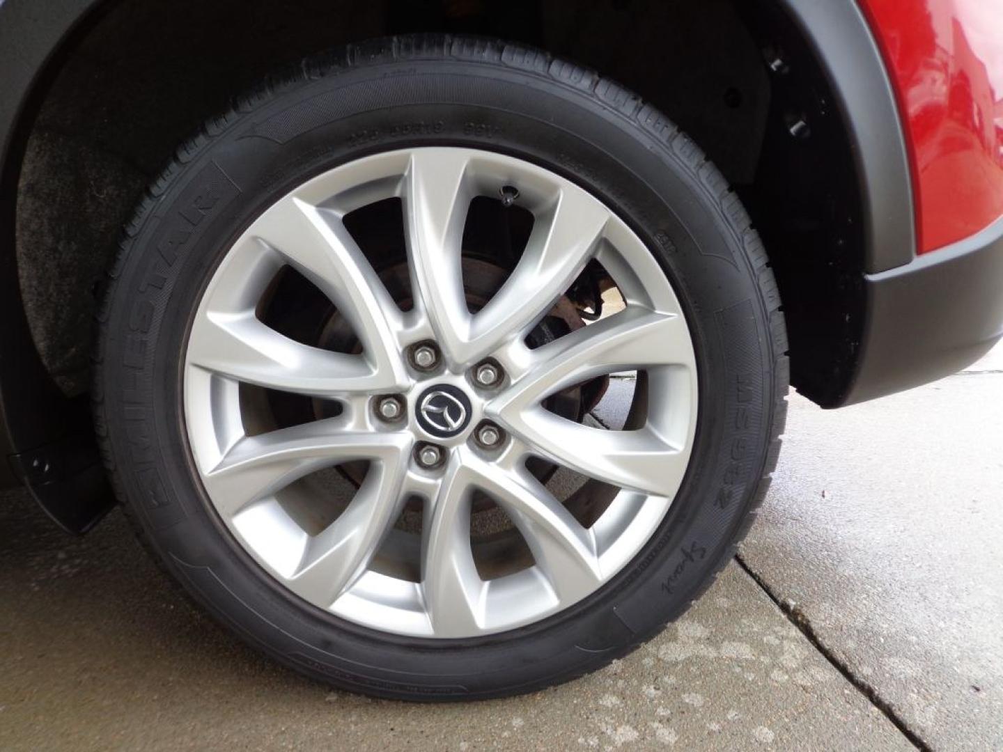 2015 RED MAZDA CX-5 GT (JM3KE4DY6F0) with an 2.5L engine, Automatic transmission, located at 6610 L St., Omaha, NE, 68117, (402) 731-7800, 41.212872, -96.014702 - THIS VEHICLE HAS A BEEN FULLY INSPECTED AND HAS A CLEAN TITLE WITH A FREE CARFAX REPORT PROVIDED! SHARP GRAND TOURING WITH A CLEAN CARFAX, LOW MILEAGE, SUNROOF, HEATED SEATS, NEWER TIRES AND MUCH MORE *****We have found that most customers do the majority of their shopping online before visit- Photo#10