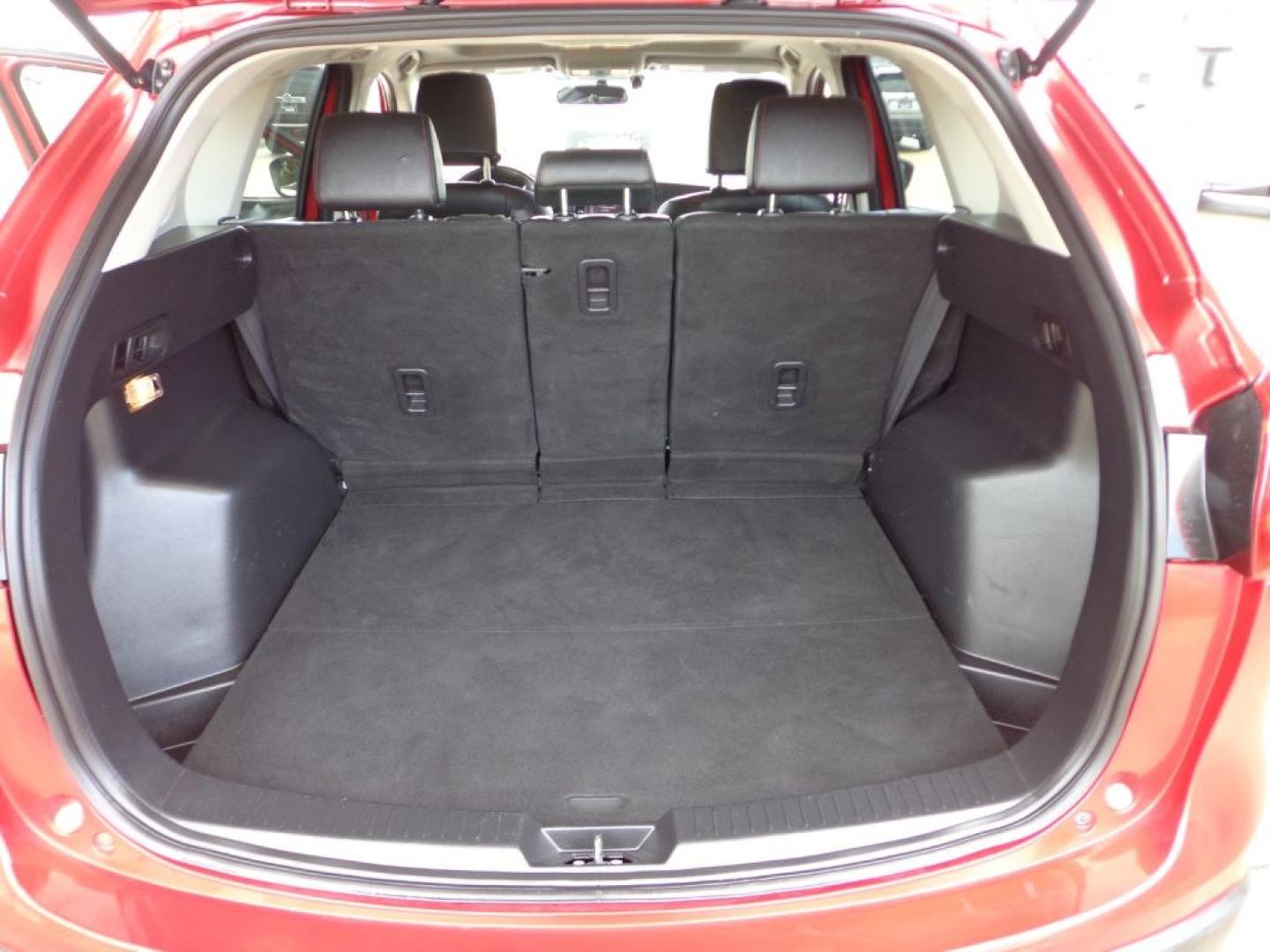2015 RED MAZDA CX-5 GT (JM3KE4DY6F0) with an 2.5L engine, Automatic transmission, located at 6610 L St., Omaha, NE, 68117, (402) 731-7800, 41.212872, -96.014702 - THIS VEHICLE HAS A BEEN FULLY INSPECTED AND HAS A CLEAN TITLE WITH A FREE CARFAX REPORT PROVIDED! SHARP GRAND TOURING WITH A CLEAN CARFAX, LOW MILEAGE, SUNROOF, HEATED SEATS, NEWER TIRES AND MUCH MORE *****We have found that most customers do the majority of their shopping online before visit- Photo#20