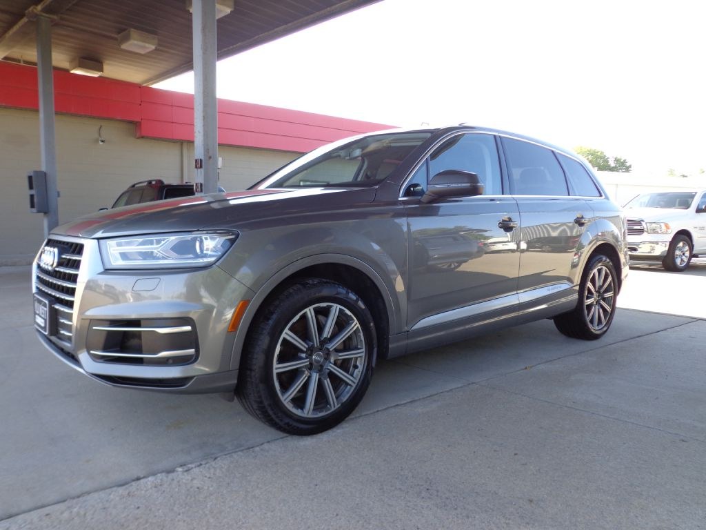 photo of 2017 AUDI Q7 PREMIUM PLUS