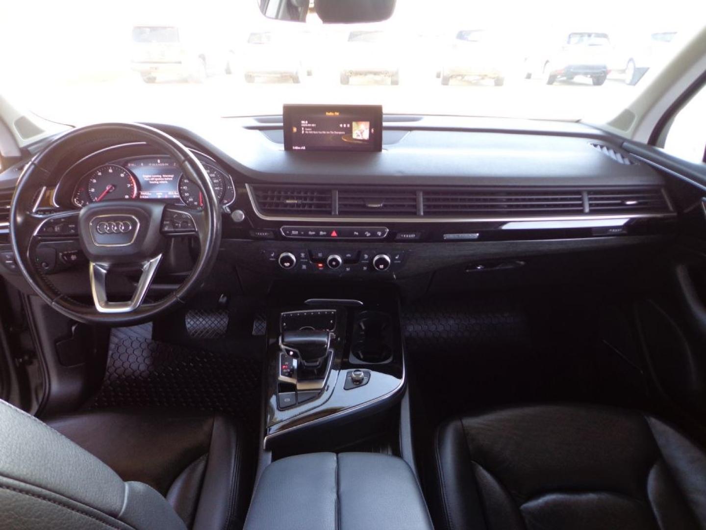 2017 GRAY AUDI Q7 PREMIUM PLUS (WA1LAAF78HD) with an 3.0L engine, Automatic transmission, located at 6610 L St., Omaha, NE, 68117, (402) 731-7800, 41.212872, -96.014702 - THIS VEHICLE HAS A BEEN FULLY INSPECTED AND HAS A CLEAN TITLE WITH A FREE CARFAX REPORT PROVIDED! 2-OWNER, CLEAN CARFAX, LOW MILES, LOADED WITH OPTIONS AND NEWER TIRES! *****We have found that most customers do the majority of their shopping online before visiting a ealership. For this reason w- Photo#22