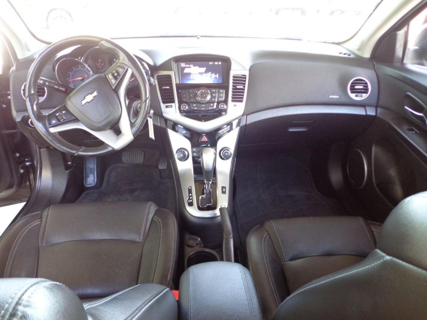 2015 GRAY CHEVROLET CRUZE LT (1G1PE5SB7F7) with an 1.4L engine, Automatic transmission, located at 6610 L St., Omaha, NE, 68117, (402) 731-7800, 41.212872, -96.014702 - THIS VEHICLE HAS A BEEN FULLY INSPECTED AND HAS A CLEAN TITLE WITH A FREE CARFAX REPORT PROVIDED! 1-OWNER, CLEAN CARFAX, LOW MILEAGE, LEATHER, SUNROOF, PREMIUM AUDIO AND A NICE SET OF MICHELINS! *****We have found that most customers do the majority of their shopping online before visiting a ea- Photo#19