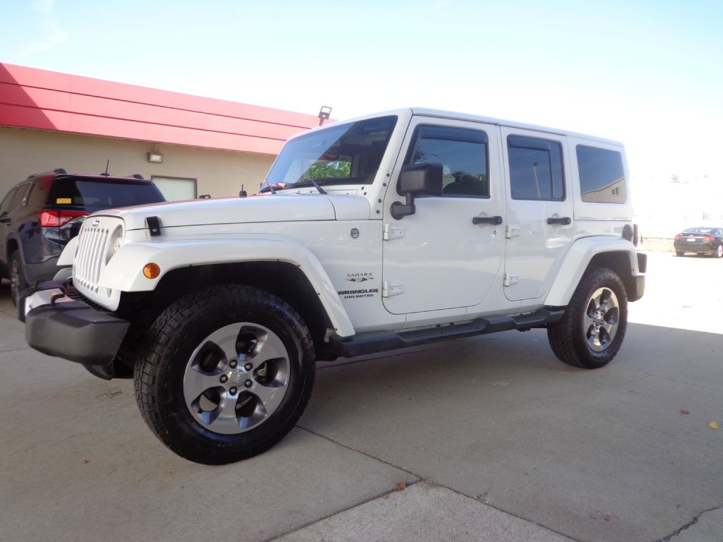 photo of 2016 JEEP WRANGLER UNLIMI SAHARA