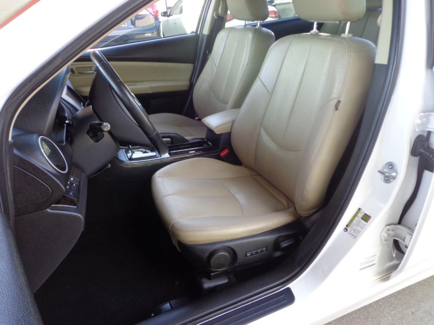 2013 WHITE MAZDA 6 S GRAND TOURING (1YVHZ8CB6D5) with an 3.7L engine, Automatic transmission, located at 6610 L St., Omaha, NE, 68117, (402) 731-7800, 41.212872, -96.014702 - THIS VEHICLE HAS A BEEN FULLY INSPECTED AND HAS A CLEAN TITLE WITH A FREE CARFAX REPORT PROVIDED! SHARP 2-OWNER, CLEAN CARFAX, LOW MILEAGE, HEATED LEATHER, SUNROOF WITH NEWER TIRES! *****We have found that most customers do the majority of their shopping online before visiting a ealership. For- Photo#13