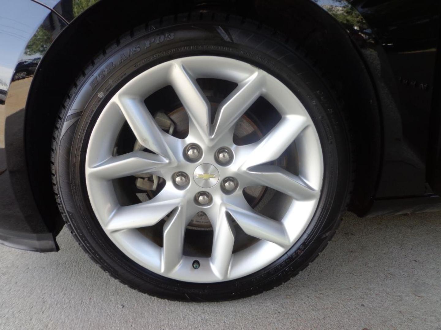 2014 BLACK CHEVROLET IMPALA LT (1G1125S31EU) with an 3.6L engine, Automatic transmission, located at 6610 L St., Omaha, NE, 68117, (402) 731-7800, 41.212872, -96.014702 - THIS VEHICLE HAS A BEEN FULLY INSPECTED AND HAS A CLEAN TITLE WITH A FREE CARFAX REPORT PROVIDED! SHARP. 1-OWNER, CLEAN CARFAX, LOW MILEAGE, SUNROOF, DRIVER ASSIST, HEATED LEATHER AND NEWER TIRES! *****We have found that most customers do the majority of their shopping online before visiting a- Photo#7