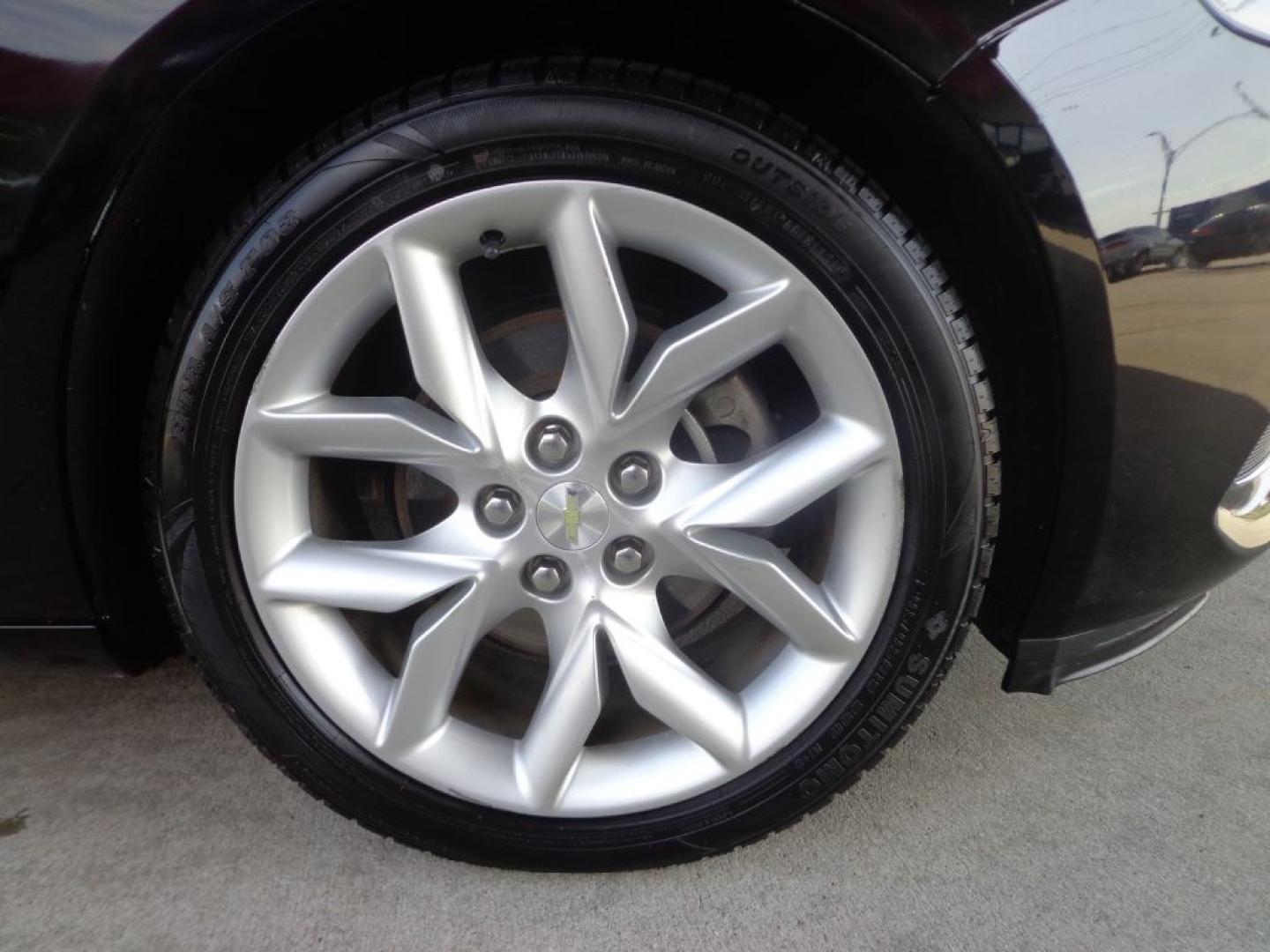 2014 BLACK CHEVROLET IMPALA LT (1G1125S31EU) with an 3.6L engine, Automatic transmission, located at 6610 L St., Omaha, NE, 68117, (402) 731-7800, 41.212872, -96.014702 - THIS VEHICLE HAS A BEEN FULLY INSPECTED AND HAS A CLEAN TITLE WITH A FREE CARFAX REPORT PROVIDED! SHARP. 1-OWNER, CLEAN CARFAX, LOW MILEAGE, SUNROOF, DRIVER ASSIST, HEATED LEATHER AND NEWER TIRES! *****We have found that most customers do the majority of their shopping online before visiting a- Photo#8