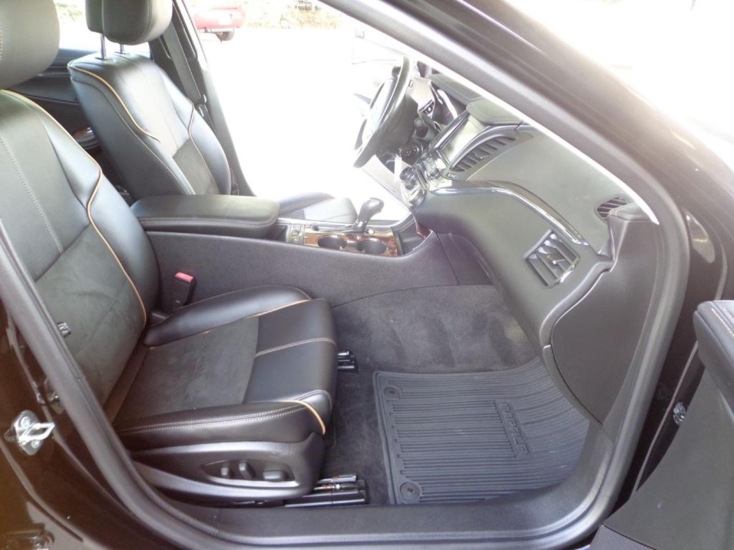 2014 BLACK CHEVROLET IMPALA LT (1G1125S31EU) with an 3.6L engine, Automatic transmission, located at 6610 L St., Omaha, NE, 68117, (402) 731-7800, 41.212872, -96.014702 - THIS VEHICLE HAS A BEEN FULLY INSPECTED AND HAS A CLEAN TITLE WITH A FREE CARFAX REPORT PROVIDED! SHARP. 1-OWNER, CLEAN CARFAX, LOW MILEAGE, SUNROOF, DRIVER ASSIST, HEATED LEATHER AND NEWER TIRES! *****We have found that most customers do the majority of their shopping online before visiting a- Photo#15