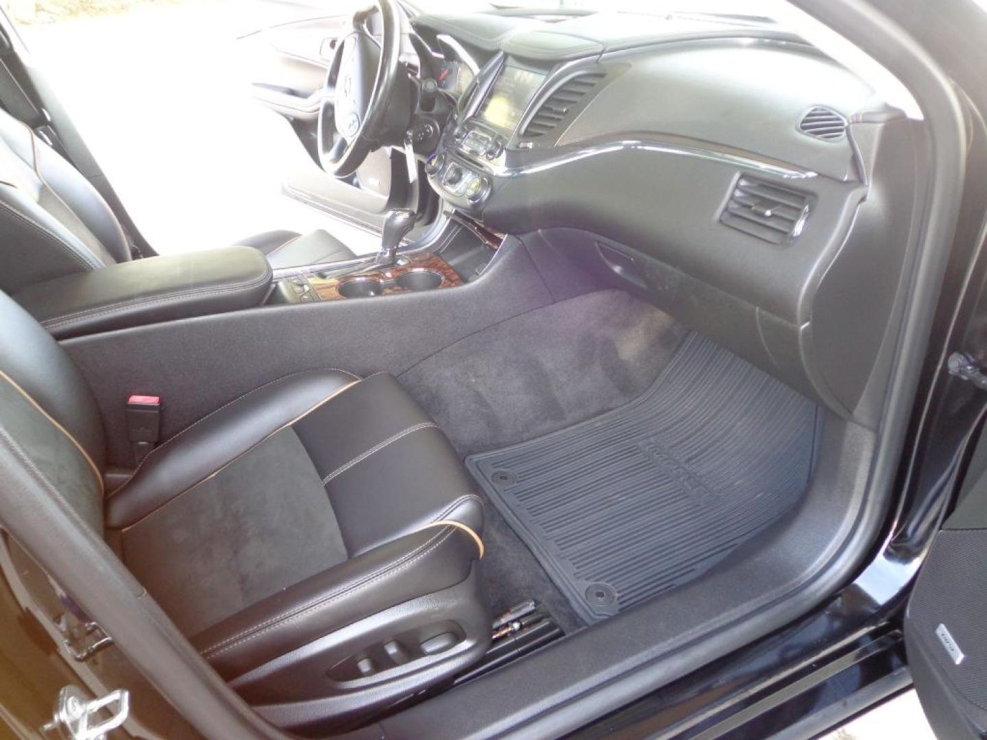 2014 BLACK CHEVROLET IMPALA LT (1G1125S31EU) with an 3.6L engine, Automatic transmission, located at 6610 L St., Omaha, NE, 68117, (402) 731-7800, 41.212872, -96.014702 - THIS VEHICLE HAS A BEEN FULLY INSPECTED AND HAS A CLEAN TITLE WITH A FREE CARFAX REPORT PROVIDED! SHARP. 1-OWNER, CLEAN CARFAX, LOW MILEAGE, SUNROOF, DRIVER ASSIST, HEATED LEATHER AND NEWER TIRES! *****We have found that most customers do the majority of their shopping online before visiting a- Photo#17