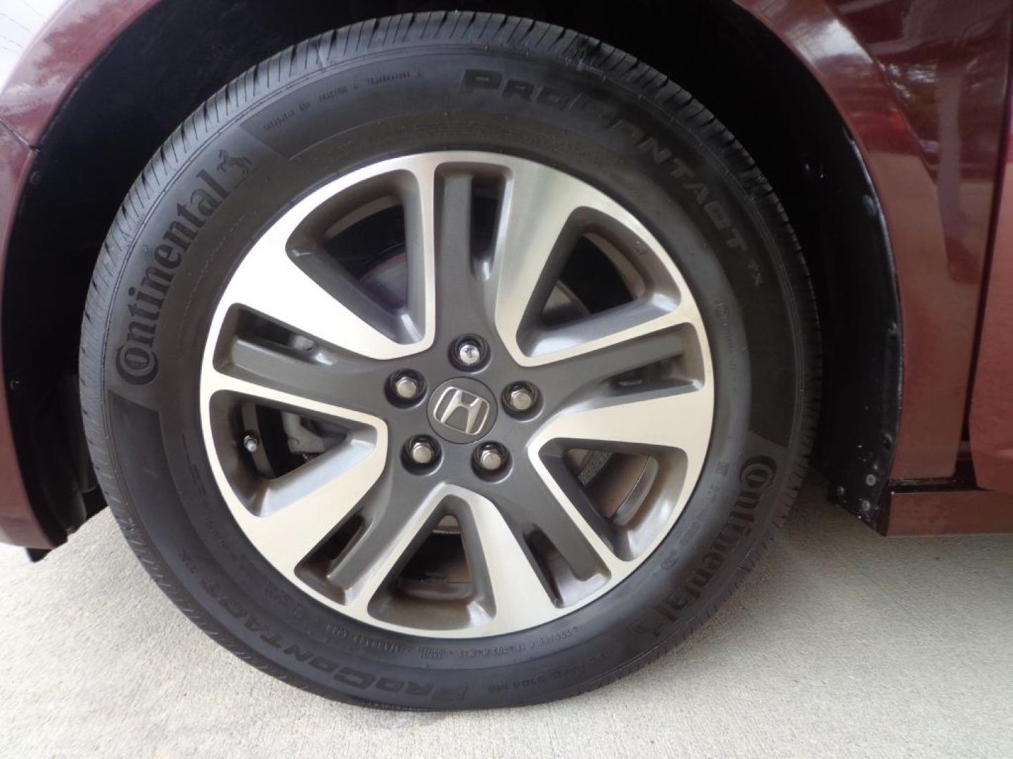 2014 MAROON HONDA ODYSSEY TOURING ELITE (5FNRL5H9XEB) with an 3.5L engine, Automatic transmission, located at 6610 L St., Omaha, NE, 68117, (402) 731-7800, 41.212872, -96.014702 - THIS VEHICLE HAS A BEEN FULLY INSPECTED AND HAS A CLEAN TITLE WITH A FREE CARFAX REPORT PROVIDED! 1-OWNER, CLEAN CARFAX, LOW MILEAGE, NAV, REAR ENTERTAINMENT AND NEWER TIRES! *****We have found that most customers do the majority of their shopping online before visiting a ealership. For this re- Photo#7