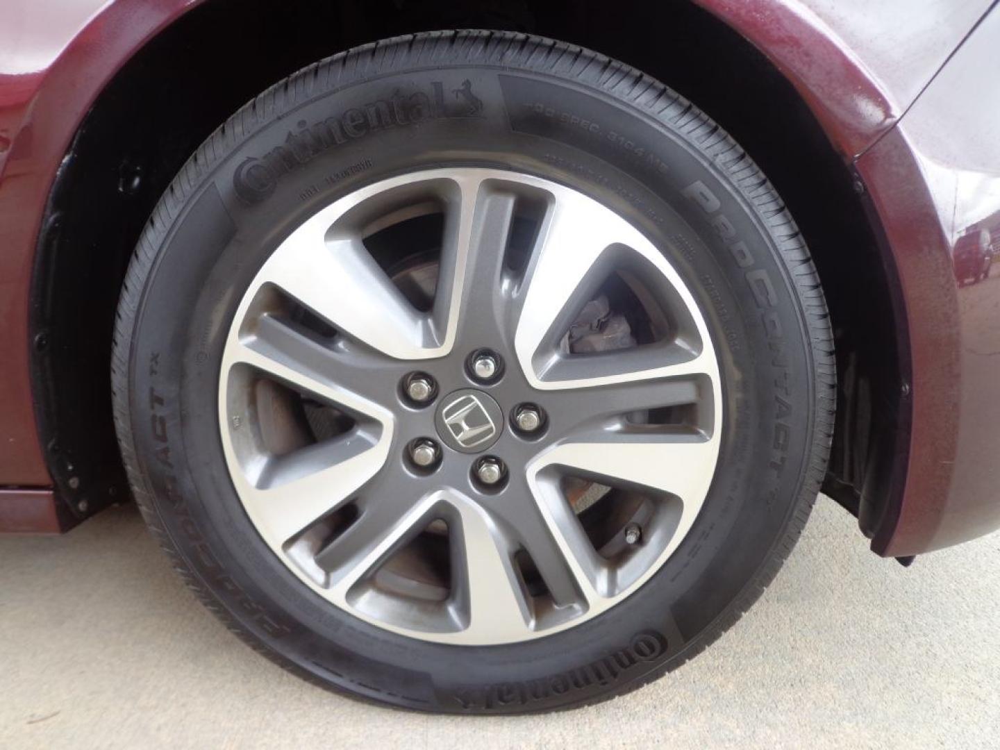 2014 MAROON HONDA ODYSSEY TOURING ELITE (5FNRL5H9XEB) with an 3.5L engine, Automatic transmission, located at 6610 L St., Omaha, NE, 68117, (402) 731-7800, 41.212872, -96.014702 - THIS VEHICLE HAS A BEEN FULLY INSPECTED AND HAS A CLEAN TITLE WITH A FREE CARFAX REPORT PROVIDED! 1-OWNER, CLEAN CARFAX, LOW MILEAGE, NAV, REAR ENTERTAINMENT AND NEWER TIRES! *****We have found that most customers do the majority of their shopping online before visiting a ealership. For this re- Photo#8