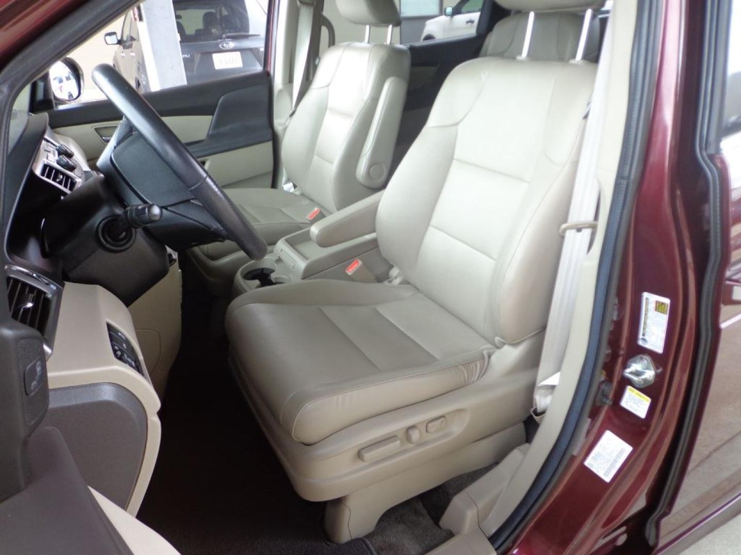2014 MAROON HONDA ODYSSEY TOURING ELITE (5FNRL5H9XEB) with an 3.5L engine, Automatic transmission, located at 6610 L St., Omaha, NE, 68117, (402) 731-7800, 41.212872, -96.014702 - THIS VEHICLE HAS A BEEN FULLY INSPECTED AND HAS A CLEAN TITLE WITH A FREE CARFAX REPORT PROVIDED! 1-OWNER, CLEAN CARFAX, LOW MILEAGE, NAV, REAR ENTERTAINMENT AND NEWER TIRES! *****We have found that most customers do the majority of their shopping online before visiting a ealership. For this re- Photo#13