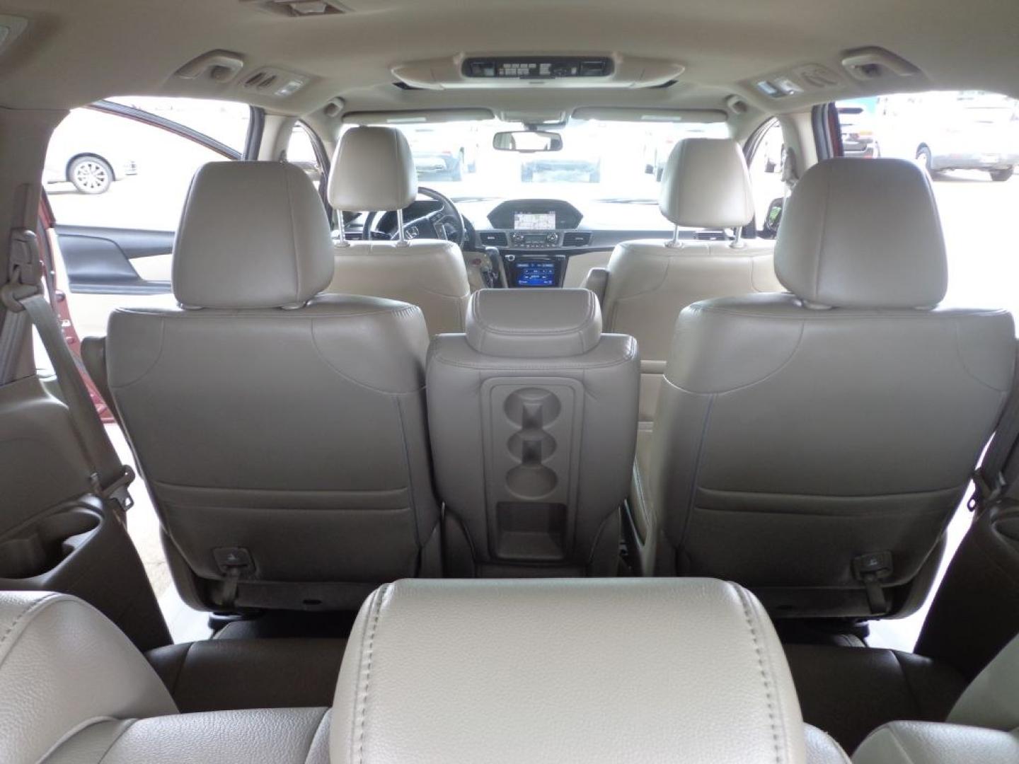 2014 MAROON HONDA ODYSSEY TOURING ELITE (5FNRL5H9XEB) with an 3.5L engine, Automatic transmission, located at 6610 L St., Omaha, NE, 68117, (402) 731-7800, 41.212872, -96.014702 - THIS VEHICLE HAS A BEEN FULLY INSPECTED AND HAS A CLEAN TITLE WITH A FREE CARFAX REPORT PROVIDED! 1-OWNER, CLEAN CARFAX, LOW MILEAGE, NAV, REAR ENTERTAINMENT AND NEWER TIRES! *****We have found that most customers do the majority of their shopping online before visiting a ealership. For this re- Photo#22