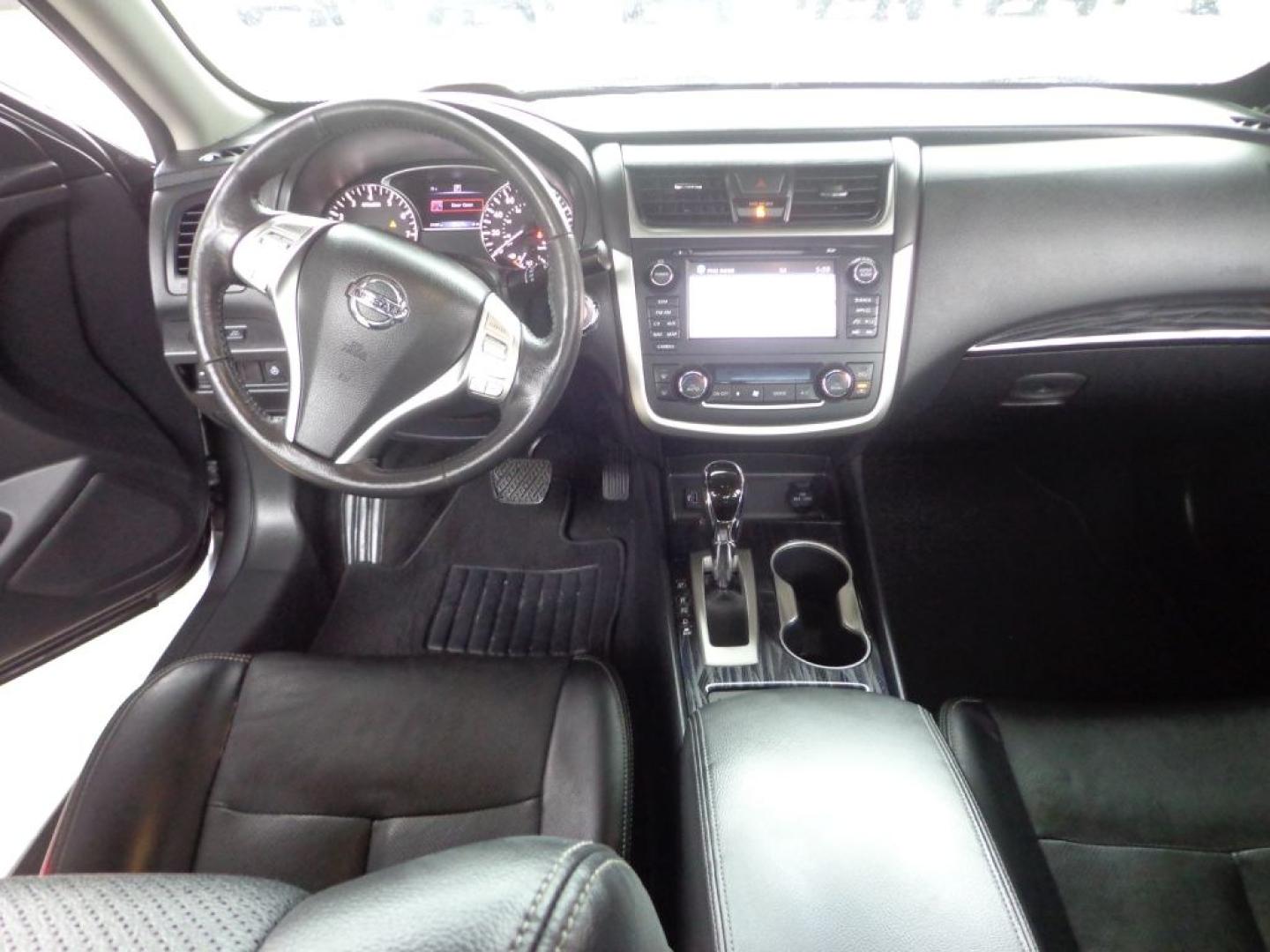 2017 GRAY NISSAN ALTIMA 2.5 (1N4AL3AP7HC) with an 2.5L engine, Continuously Variable transmission, located at 6610 L St., Omaha, NE, 68117, (402) 731-7800, 41.212872, -96.014702 - THIS VEHICLE HAS A BEEN FULLY INSPECTED AND HAS A CLEAN TITLE WITH A FREE CARFAX REPORT PROVIDED! 2-OWNER, CLEAN CARFAX, LOW MILEAGE, SUNROOF, HEATED LEATHER, NAV AND NEWER TIRES! *****We have found that most customers do the majority of their shopping online before visiting a ealership. For th- Photo#22