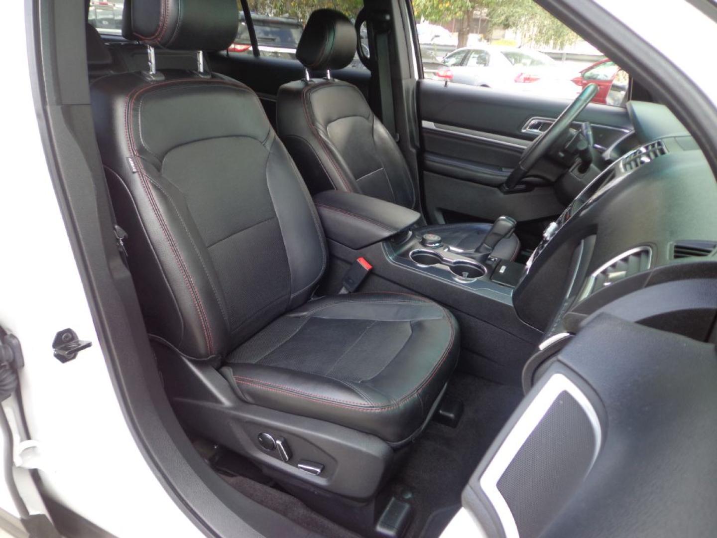 2016 WHITE FORD EXPLORER SPORT (1FM5K8GT3GG) with an 3.5L engine, Automatic transmission, located at 6610 L St., Omaha, NE, 68117, (402) 731-7800, 41.212872, -96.014702 - THIS VEHICLE HAS A BEEN FULLY INSPECTED AND HAS A CLEAN TITLE WITH A FREE CARFAX REPORT PROVIDED! 1-OWNER, CLEAN CARFAX, LOW MILEAGE, DUAL SUNROOF, HEATED/COOLED SEATS, NAV AND NEWER TIRES! *****We have found that most customers do the majority of their shopping online before visiting a ealersh- Photo#16